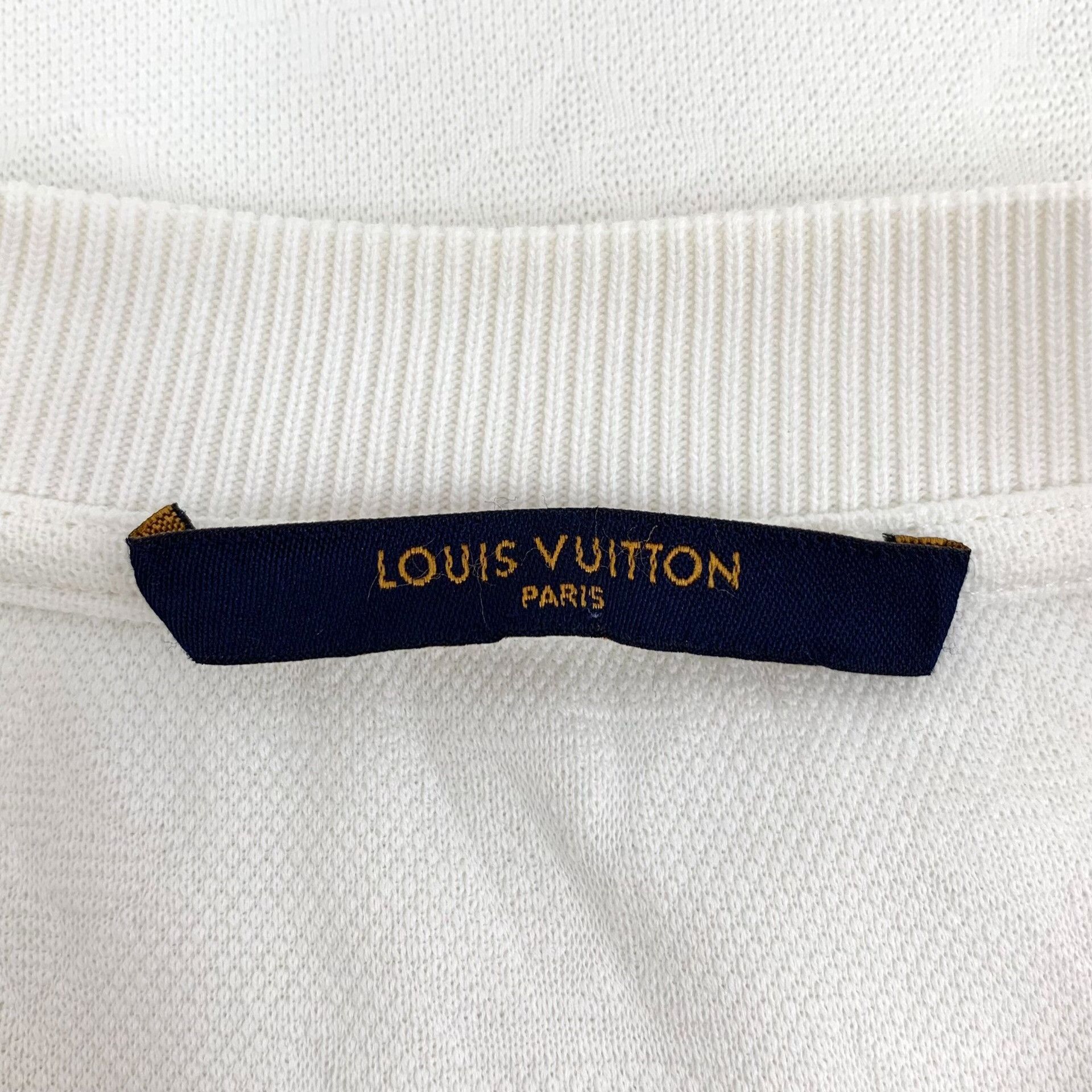 Louis Vuitton Louis Vuitton Monogram Pocket T-Shirt S Size US S / EU 44-46 / 1 - 6 Thumbnail