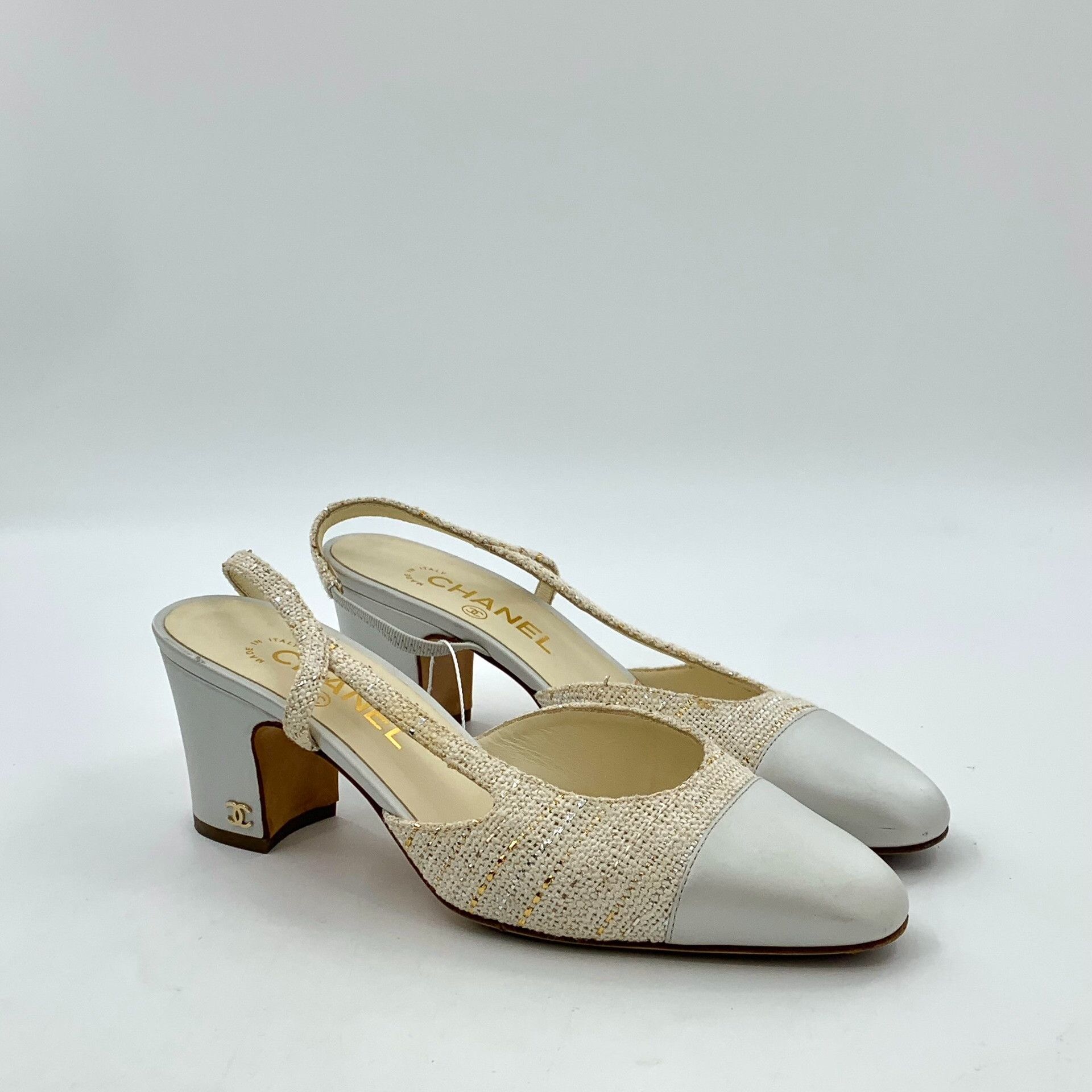 Chanel Chanel Tweed Leather Cap Toe Slingback Sandals 37.5 Size US 7.5 / IT 37.5 - 3 Thumbnail