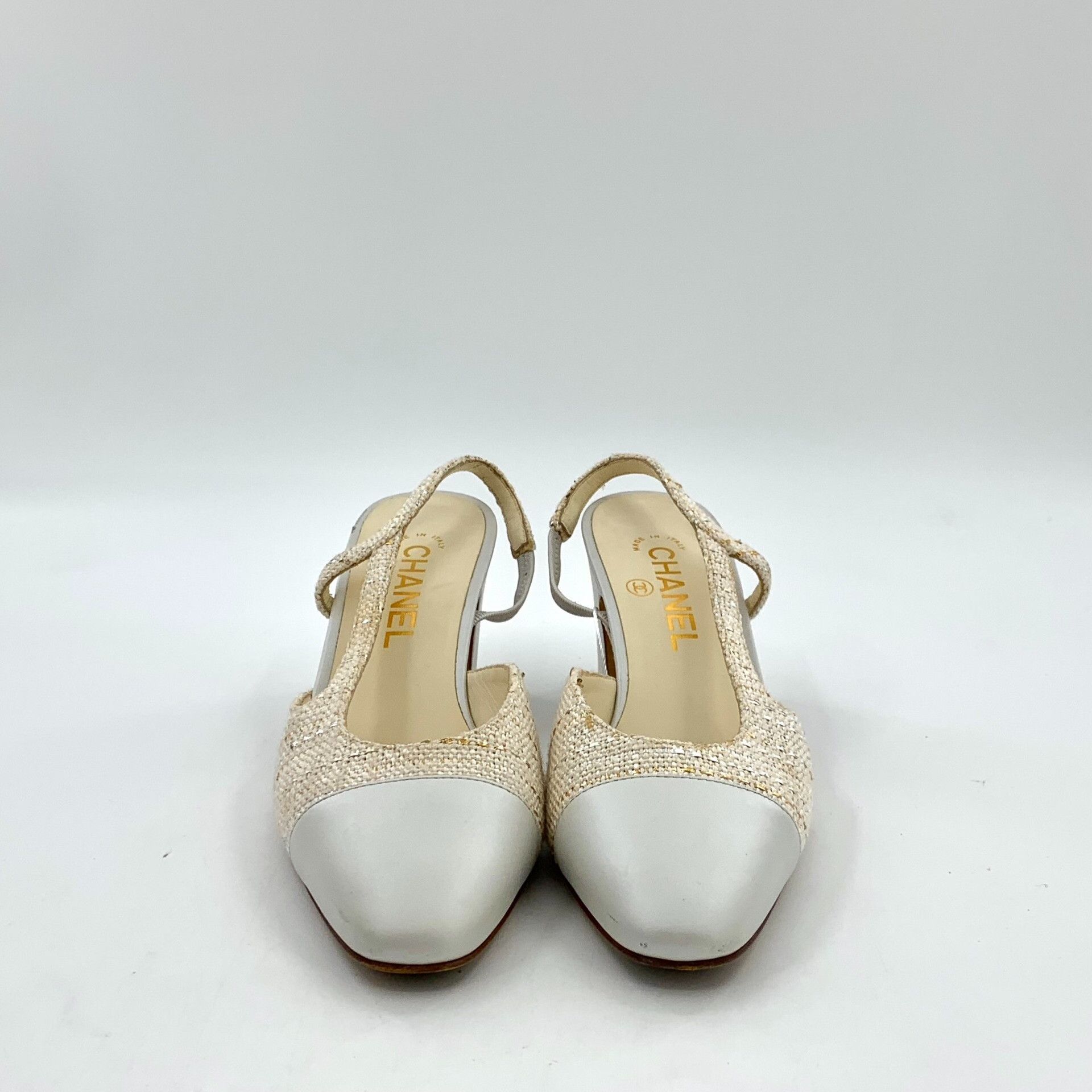 Chanel Chanel Tweed Leather Cap Toe Slingback Sandals 37.5 Size US 7.5 / IT 37.5 - 4 Thumbnail