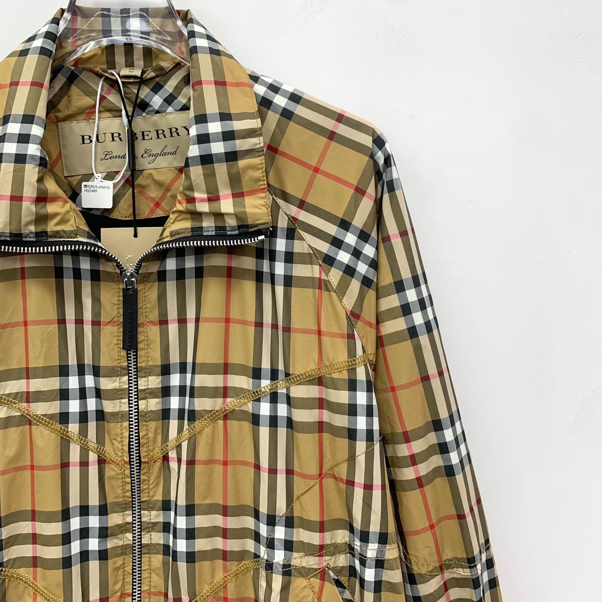 Burberry Burberry Classic Vintage Check Zip Jacket US XS Size US XS / EU 42 / 0 - 4 Thumbnail
