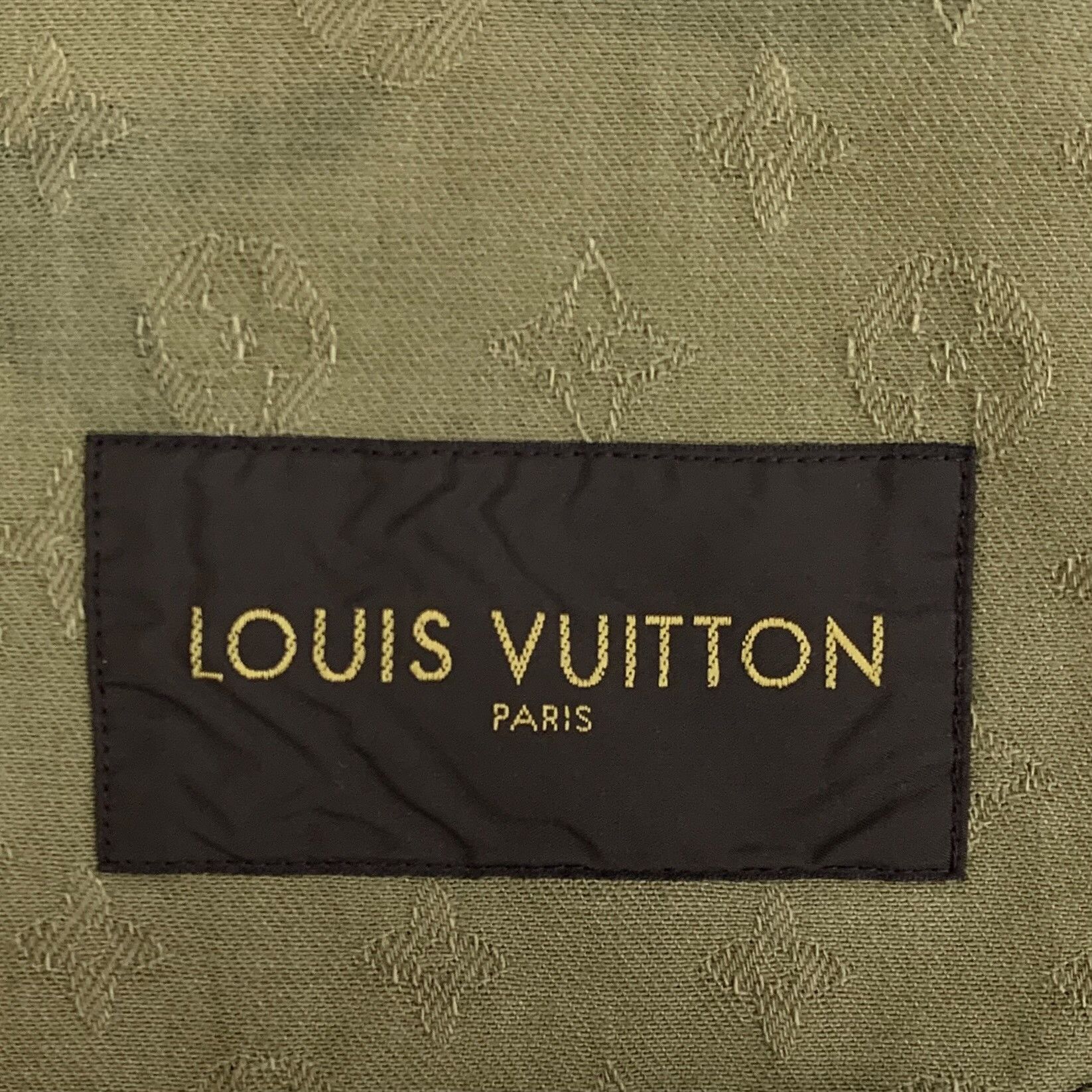 Louis Vuitton Louis Vuitton x Supreme Camo Monogram Denim Jacket 44 Size US S / EU 44-46 / 1 - 8 Thumbnail