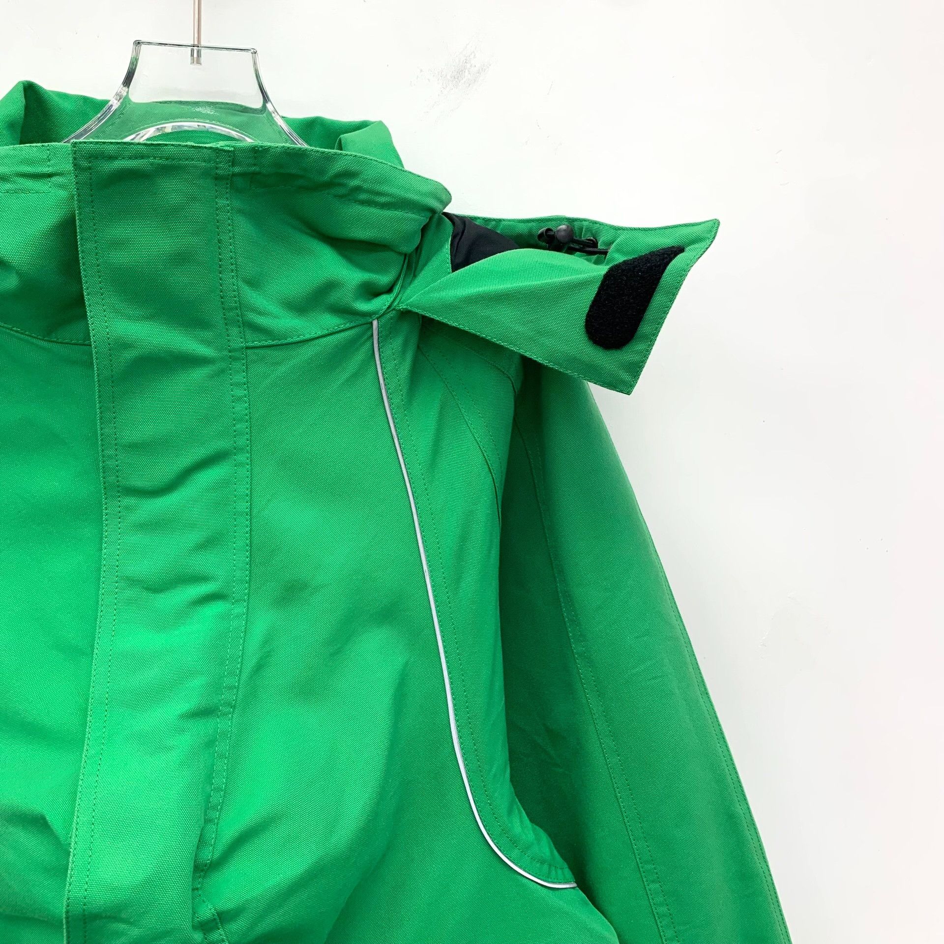 Balenciaga Balenciaga Reflective Trim Hooded Jacket Size 34 Size US XS / EU 42 / 0 - 4 Thumbnail