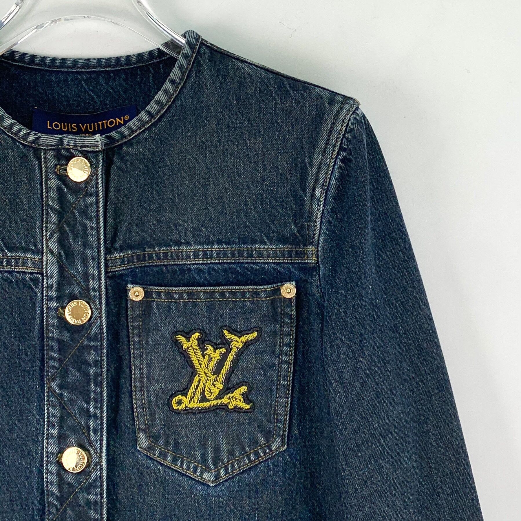 Louis Vuitton Louis Vuitton Logo Embroidered Denim Jacket 36 Size XS / US 0-2 / IT 36-38 - 4 Thumbnail