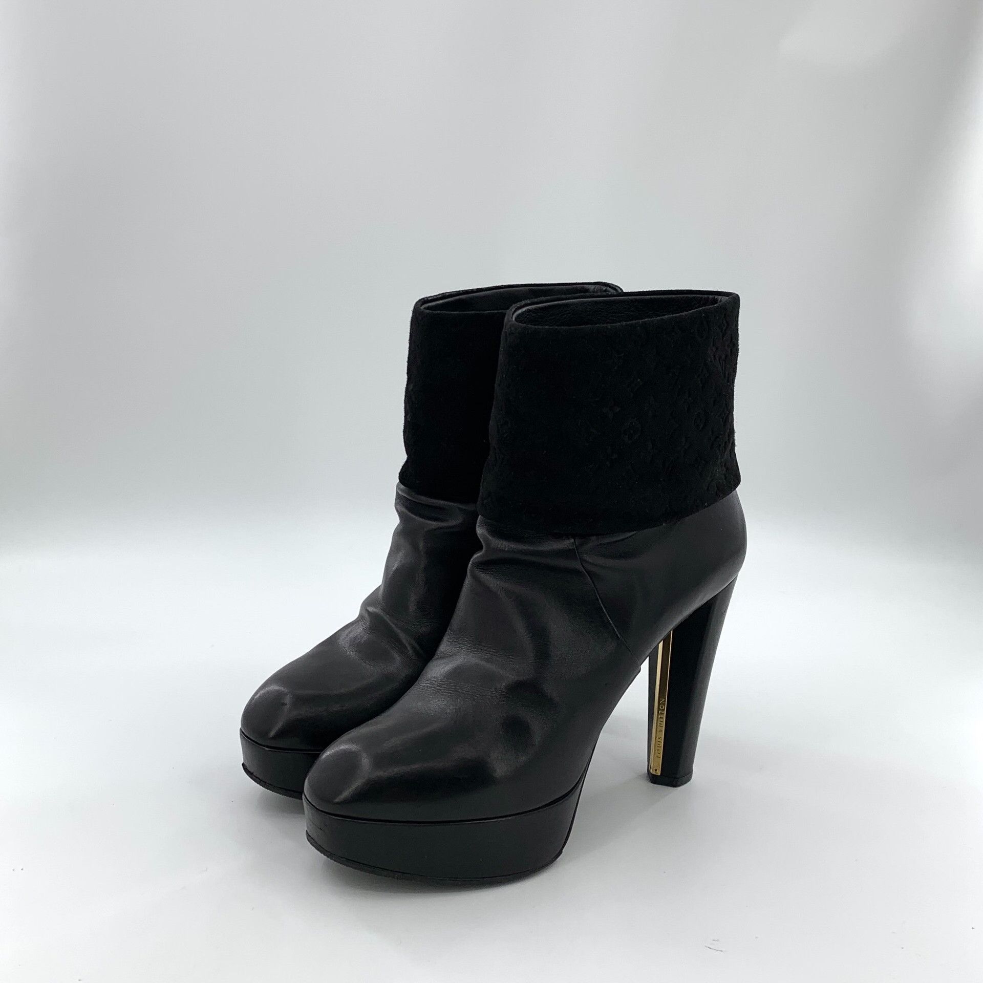 Louis Vuitton Louis Vuitton Monogram Platform Boots 38 Size US 8 / IT 38 - 2 Thumbnail