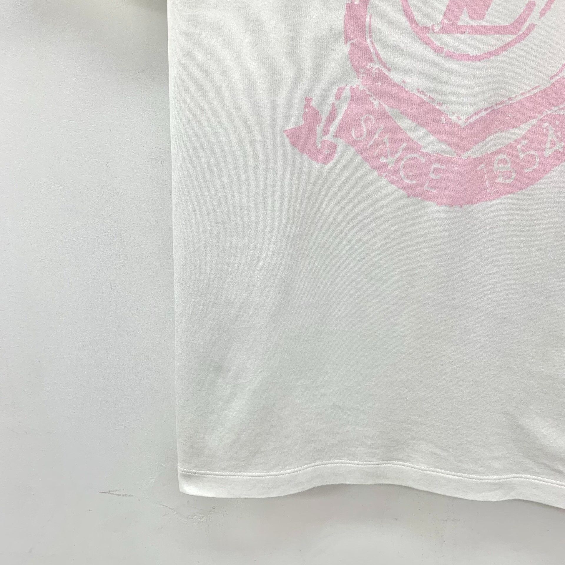 Louis Vuitton Louis Vuitton Chain Detail Logo T-Shirt S Size US S / EU 44-46 / 1 - 5 Thumbnail
