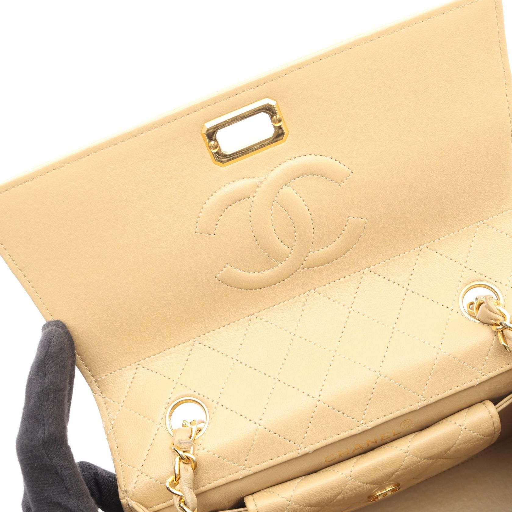Chanel Chanel Chanel Matelasse Lambskin Shoulder Bag Leather Shoulder Bag DUTY FREE for USA Size ONE SIZE - 6 Thumbnail