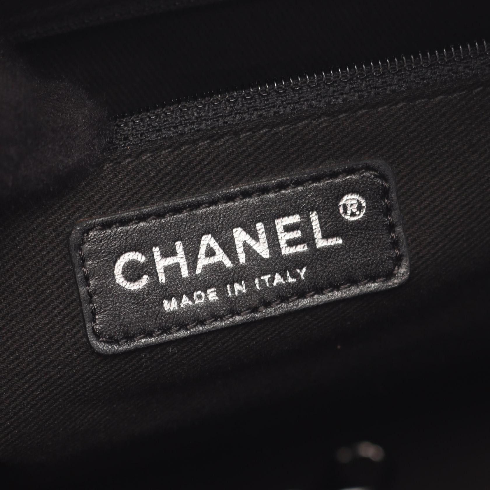 Chanel Chanel Chanel Paris New York Line Nylon Leather Tote Bag Textile Tote Bag A33100 DUTY FREE for USA Size ONE SIZE - 4 Thumbnail