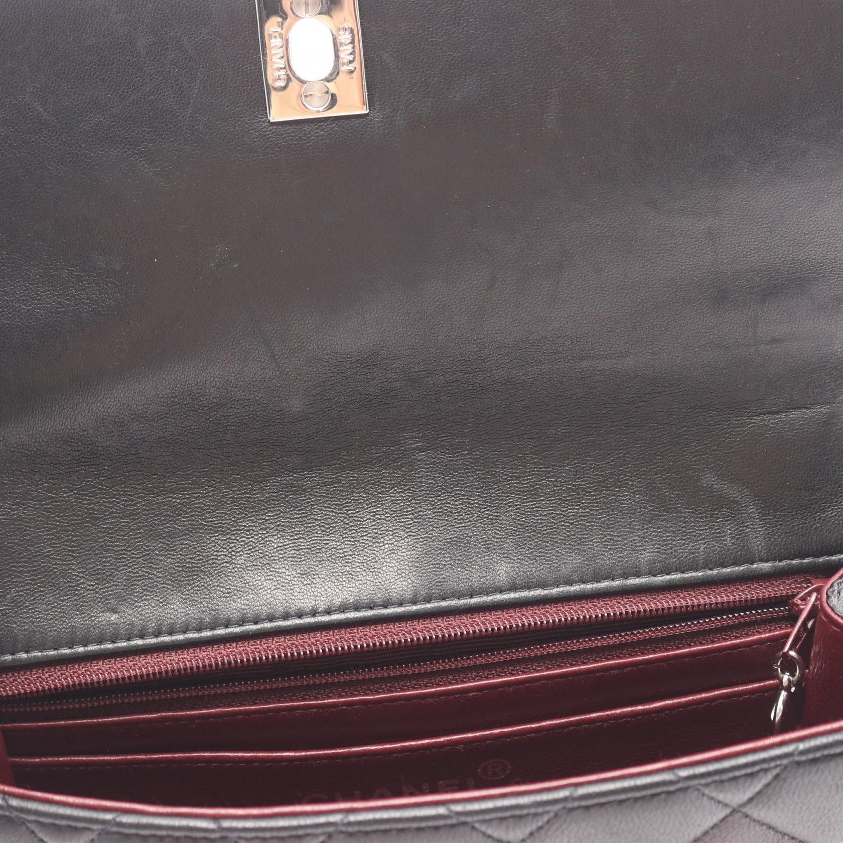 Chanel Chanel Chanel Matelasse Lambskin Shoulder Bag Leather Shoulder Bag DUTY FREE for USA Size ONE SIZE - 6 Thumbnail