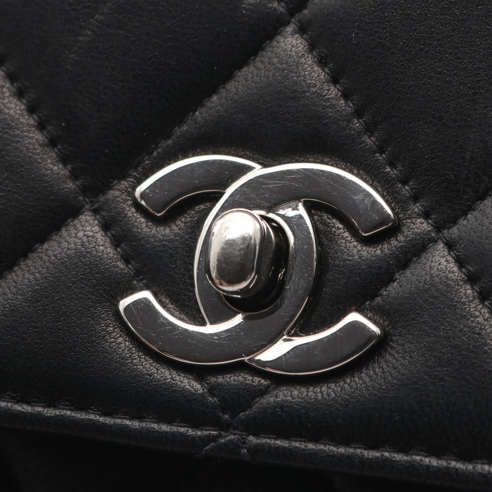 Chanel Chanel Chanel Matelasse Lambskin Shoulder Bag Leather Shoulder Bag DUTY FREE for USA Size ONE SIZE - 8 Thumbnail