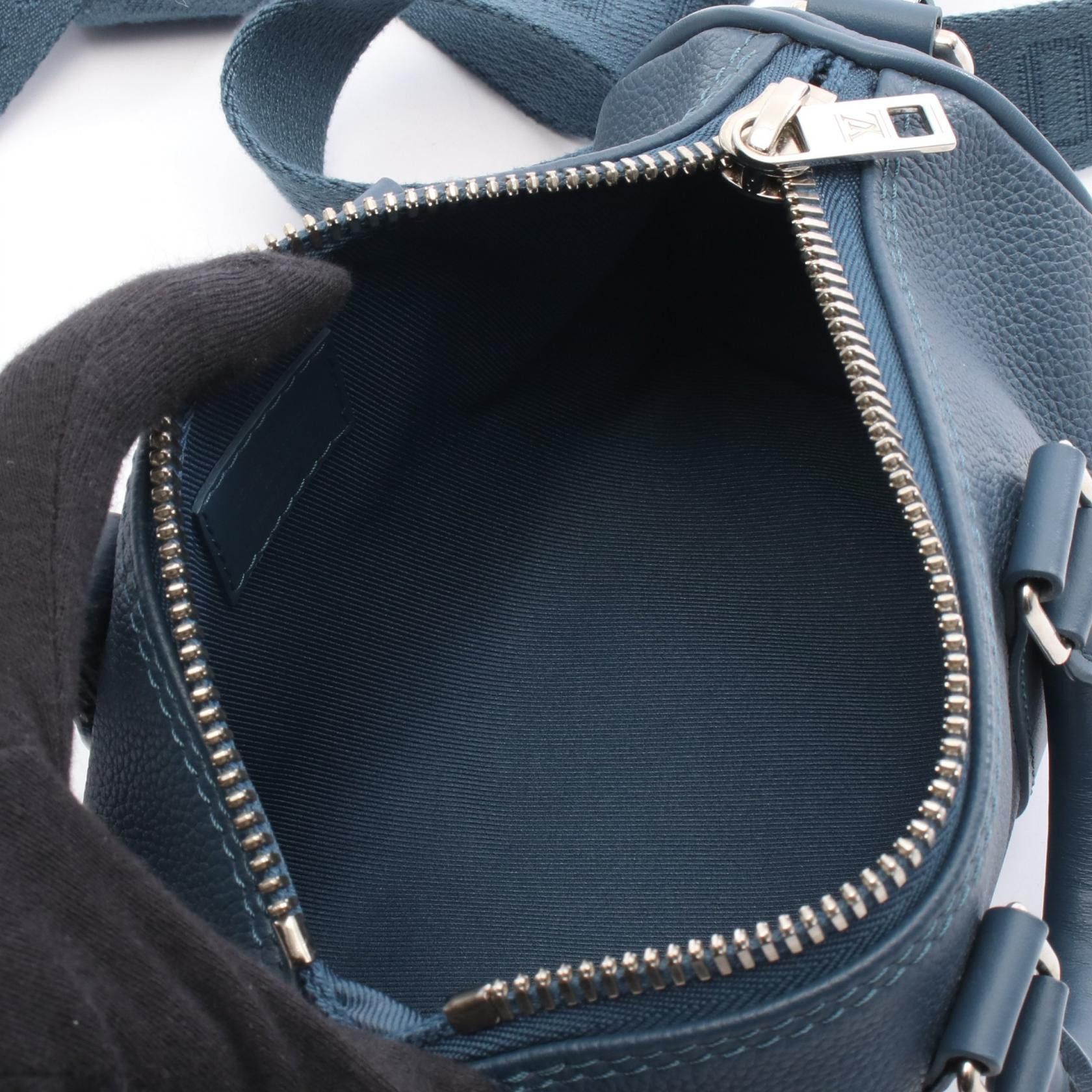 Louis Vuitton Louis Vuitton Louis Vuitton Keepall XS Aerogram Leather Handbag Leather Handbag M81003 DUTY FREE for USA Size ONE SIZE - 3 Thumbnail