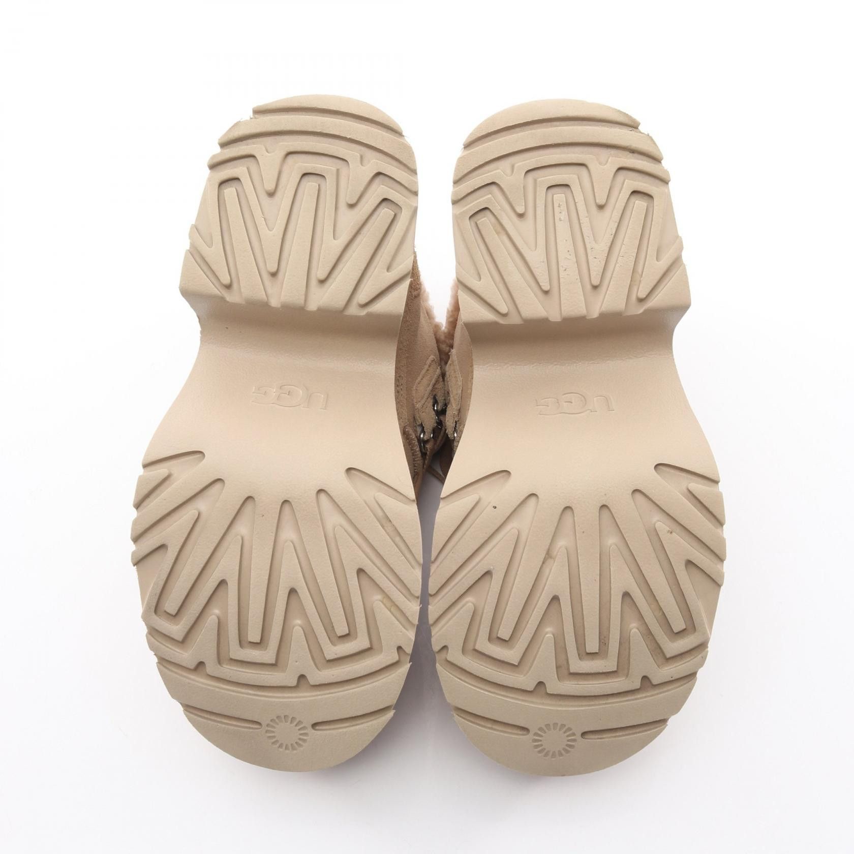 Ugg UGG UGG Classic New Heights Lace Up Suede Sheepskin Boots Leather Shoes DUTY FREE for USA Size ONE SIZE - 4 Thumbnail