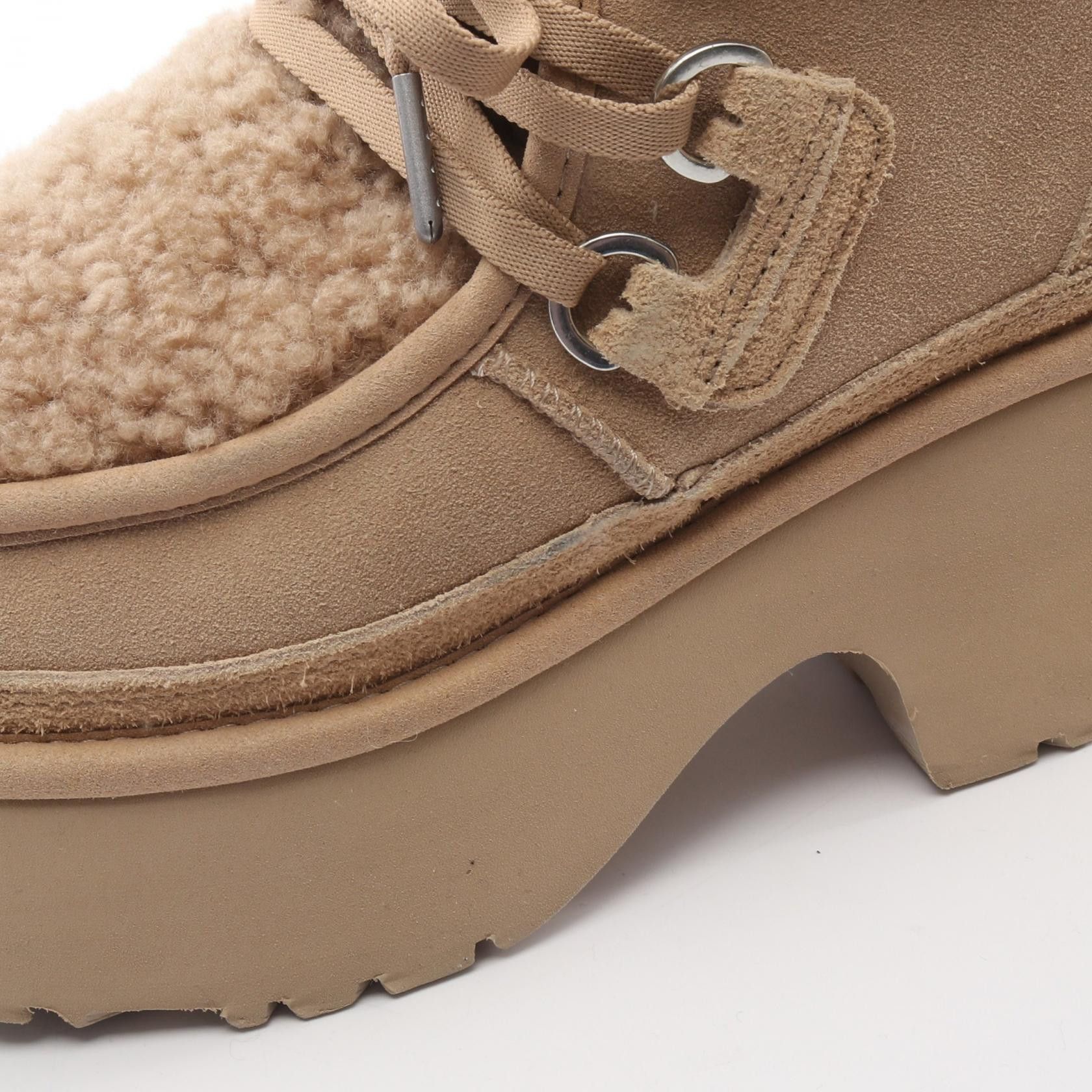 Ugg UGG UGG Classic New Heights Lace Up Suede Sheepskin Boots Leather Shoes DUTY FREE for USA Size ONE SIZE - 8 Thumbnail
