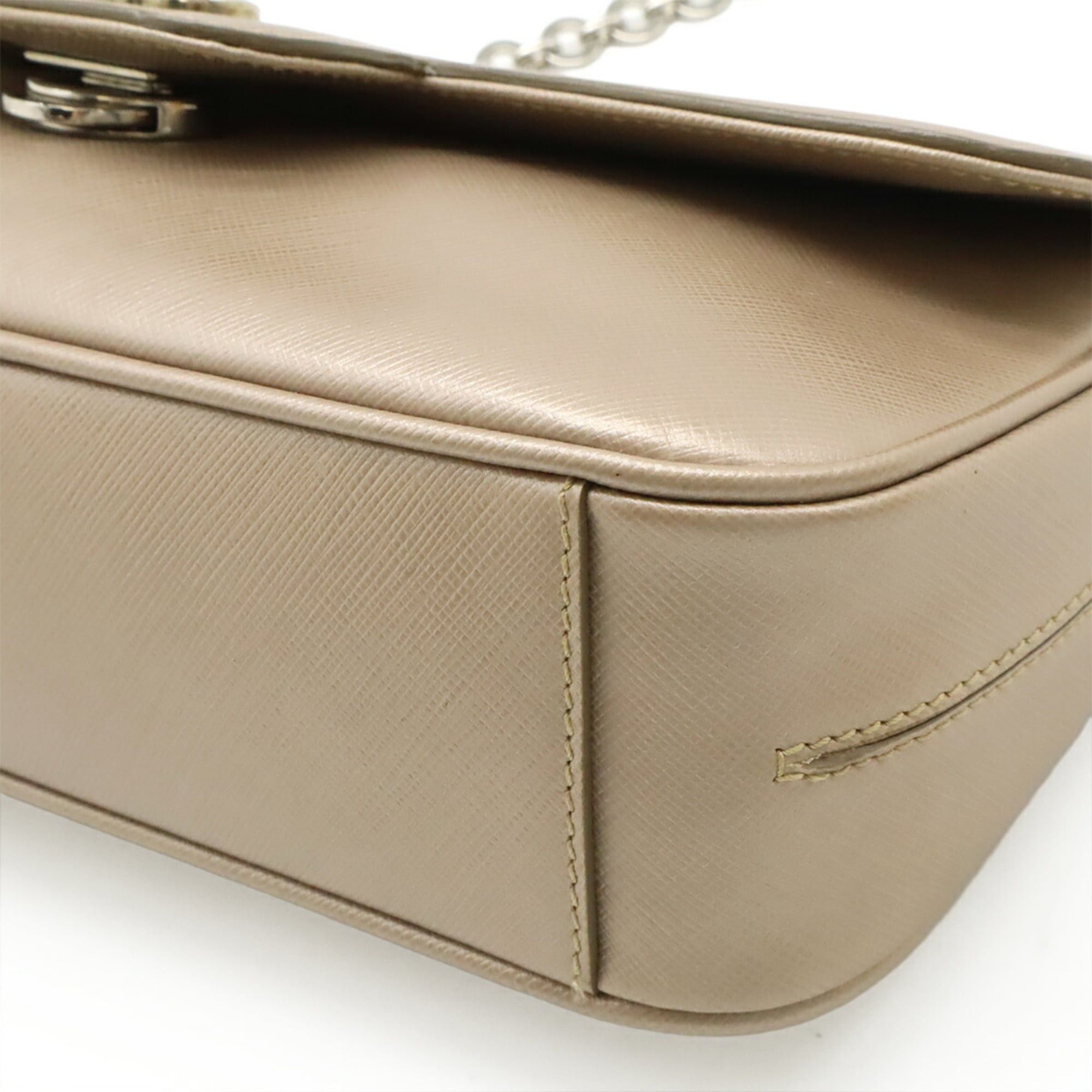 Salvatore Ferragamo Salvatore Ferragamo Double Gancini Handbag Chain Bag Metallic Leather Champagne Pink AU-21 B723 Size ONE SIZE - 4 Thumbnail