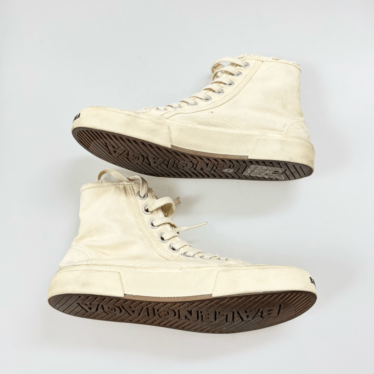 Balenciaga Balenciaga Distressed High-Top Canvas Sneakers Size US 5 / IT 35 - 3 Thumbnail