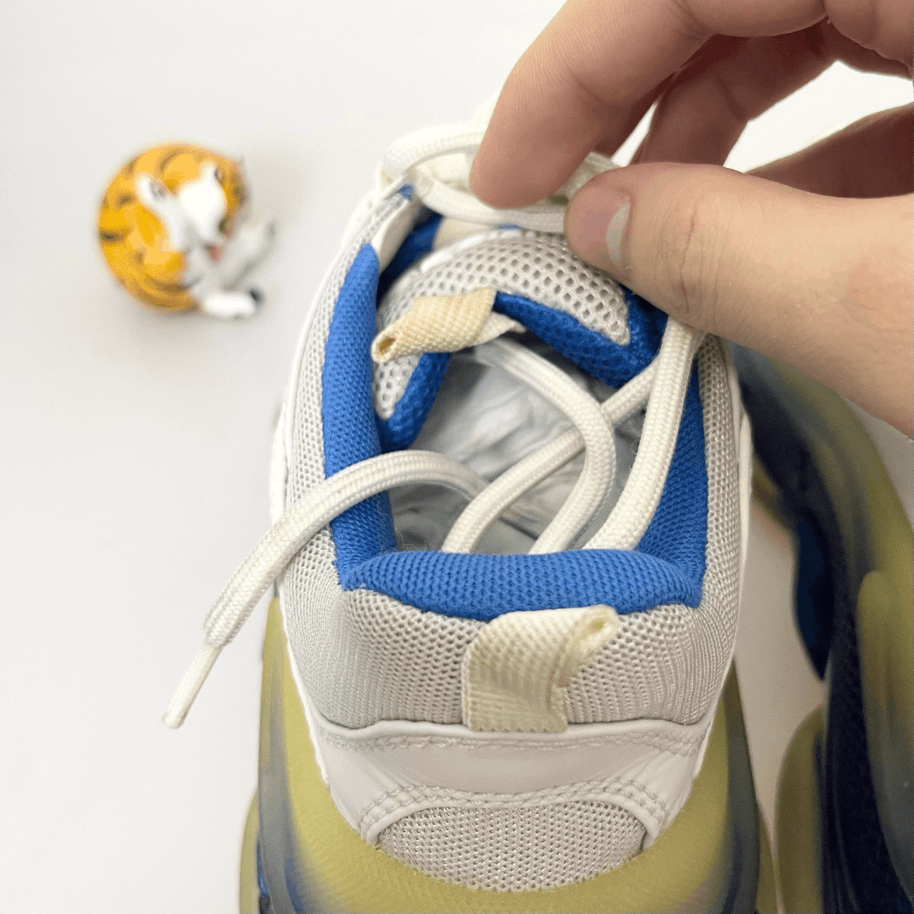 Balenciaga Balenciaga Triple S White Blue Size US 5 / IT 35 - 7 Thumbnail