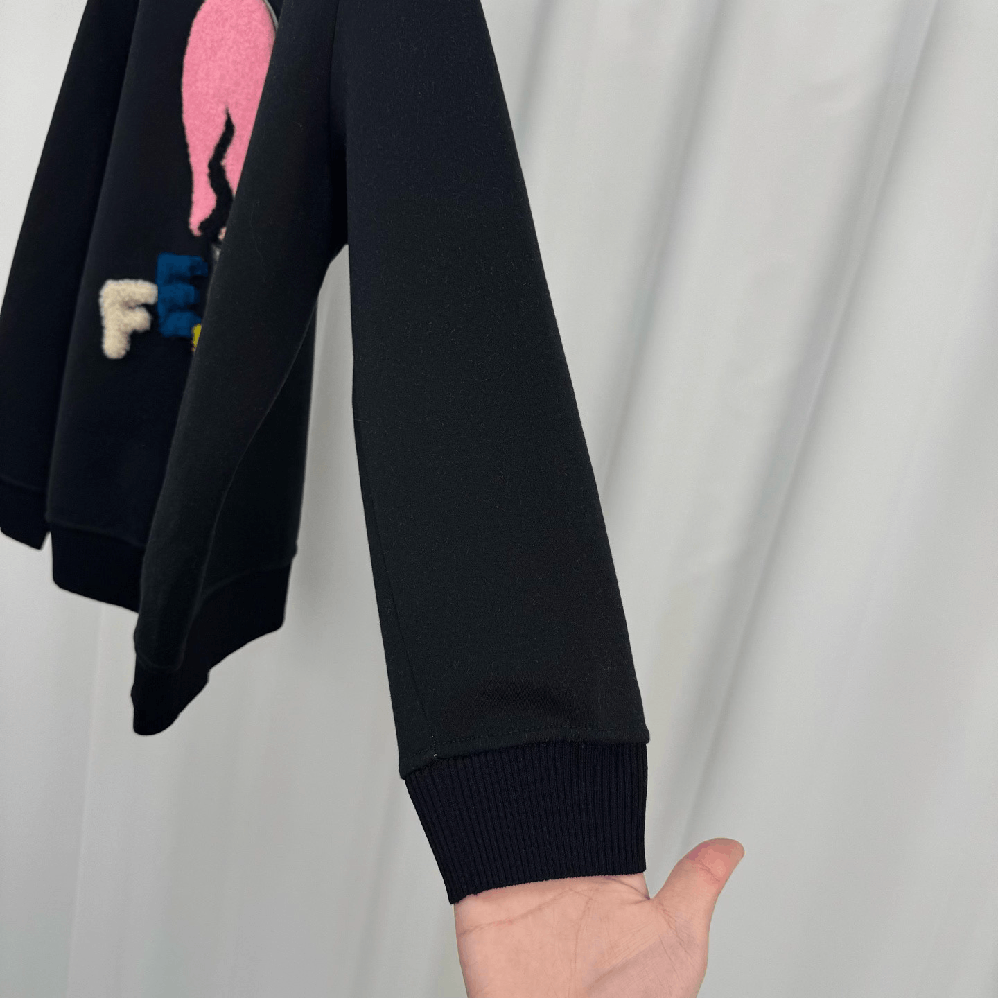 Fendi Fendi Velcro Bulb Letter Sweatshirt Size S / US 4 / IT 40 - 4 Thumbnail