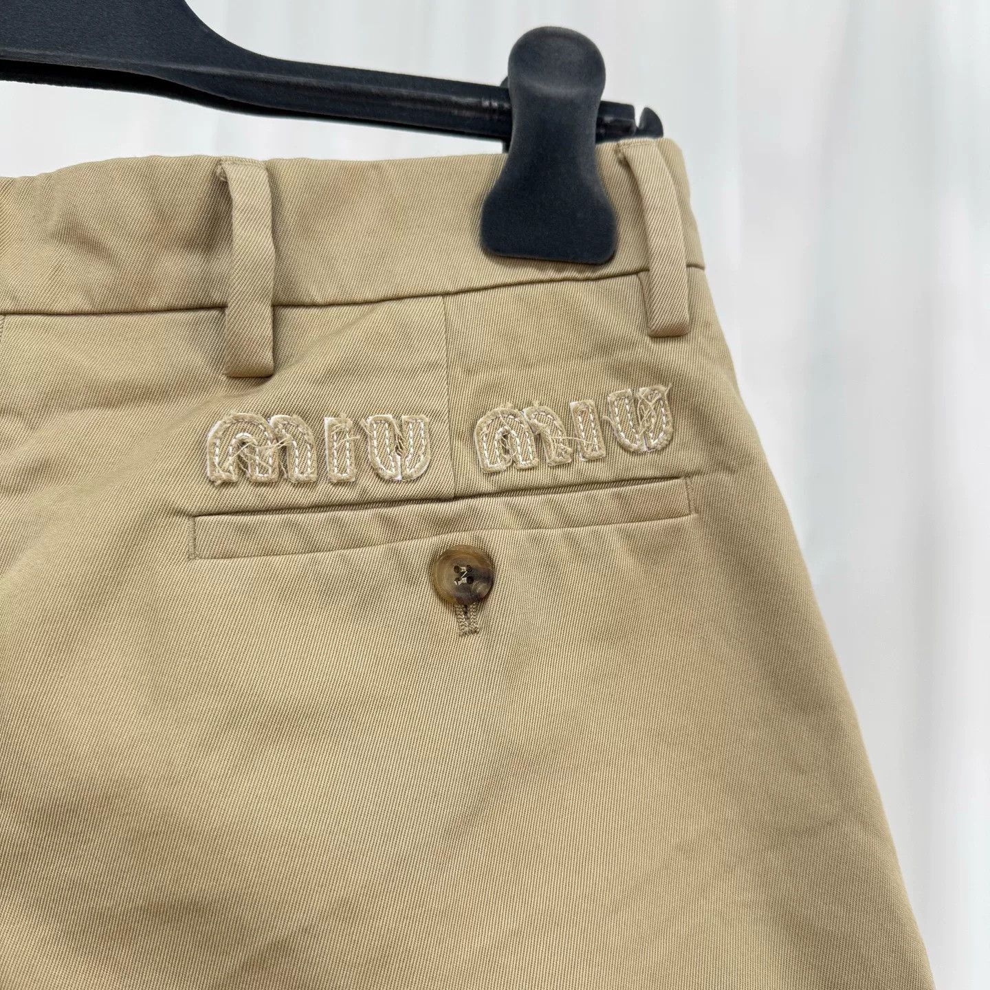 Miu Miu Miu Miu New Khaki Embroidered Patch Shorts Size 38" / US 16 / IT 52 - 5 Thumbnail