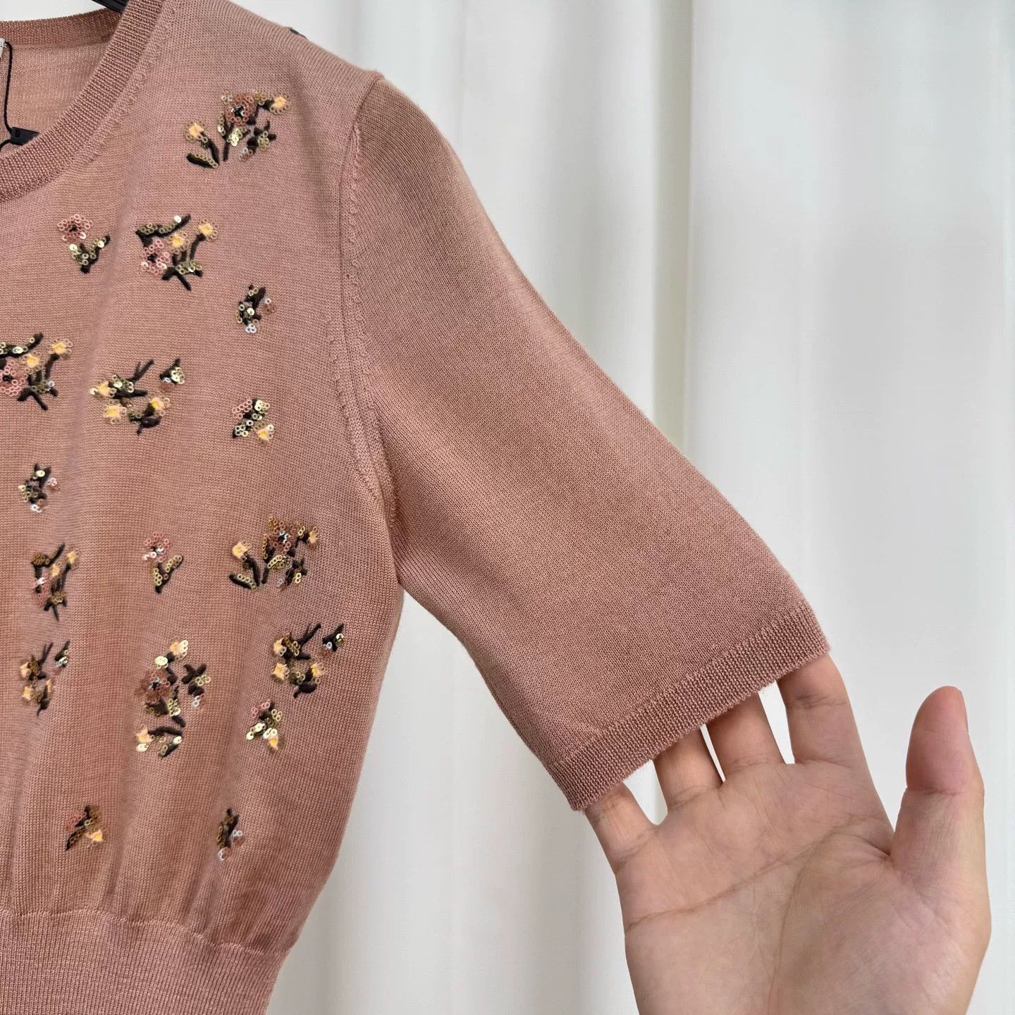 Miu Miu Miu Miu Sequin Floral Knit Short Sleeve Size XS / US 0-2 / IT 36-38 - 4 Thumbnail