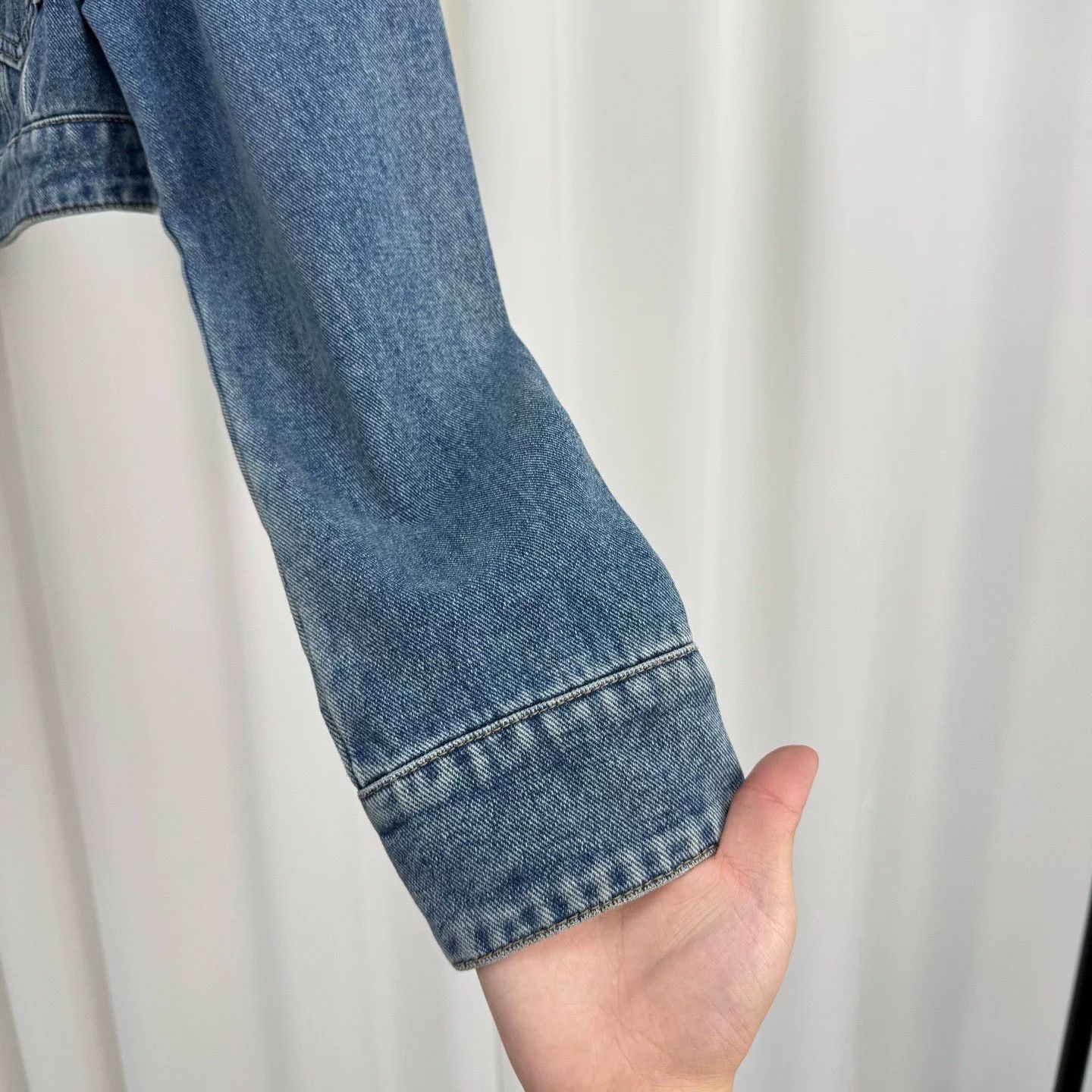 Juun.J Juun.J Padded Shoulder Cropped Washed Denim Jacket Size XS / US 0-2 / IT 36-38 - 4 Thumbnail