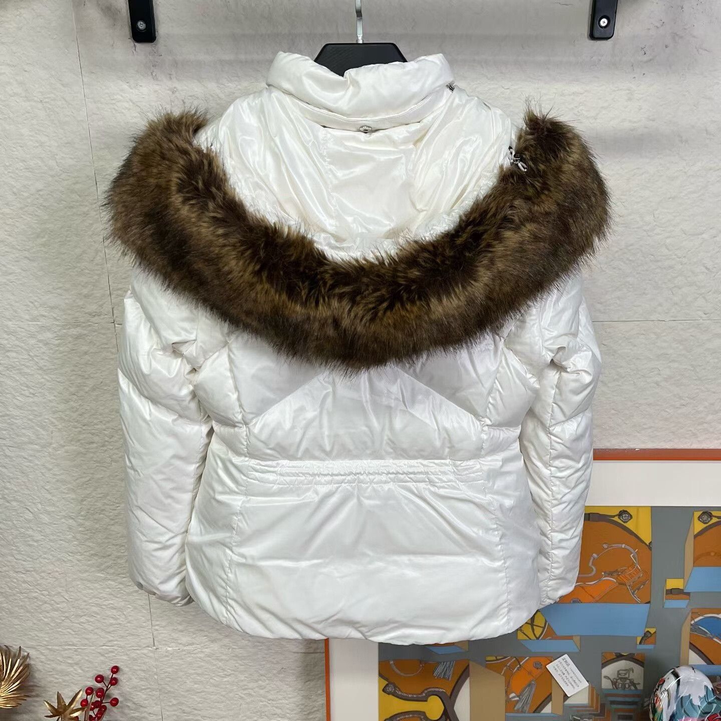 Moncler Moncler Laitue White Fur Collar Down Jacket Size M / US 6-8 / IT 42-44 - 2 Thumbnail
