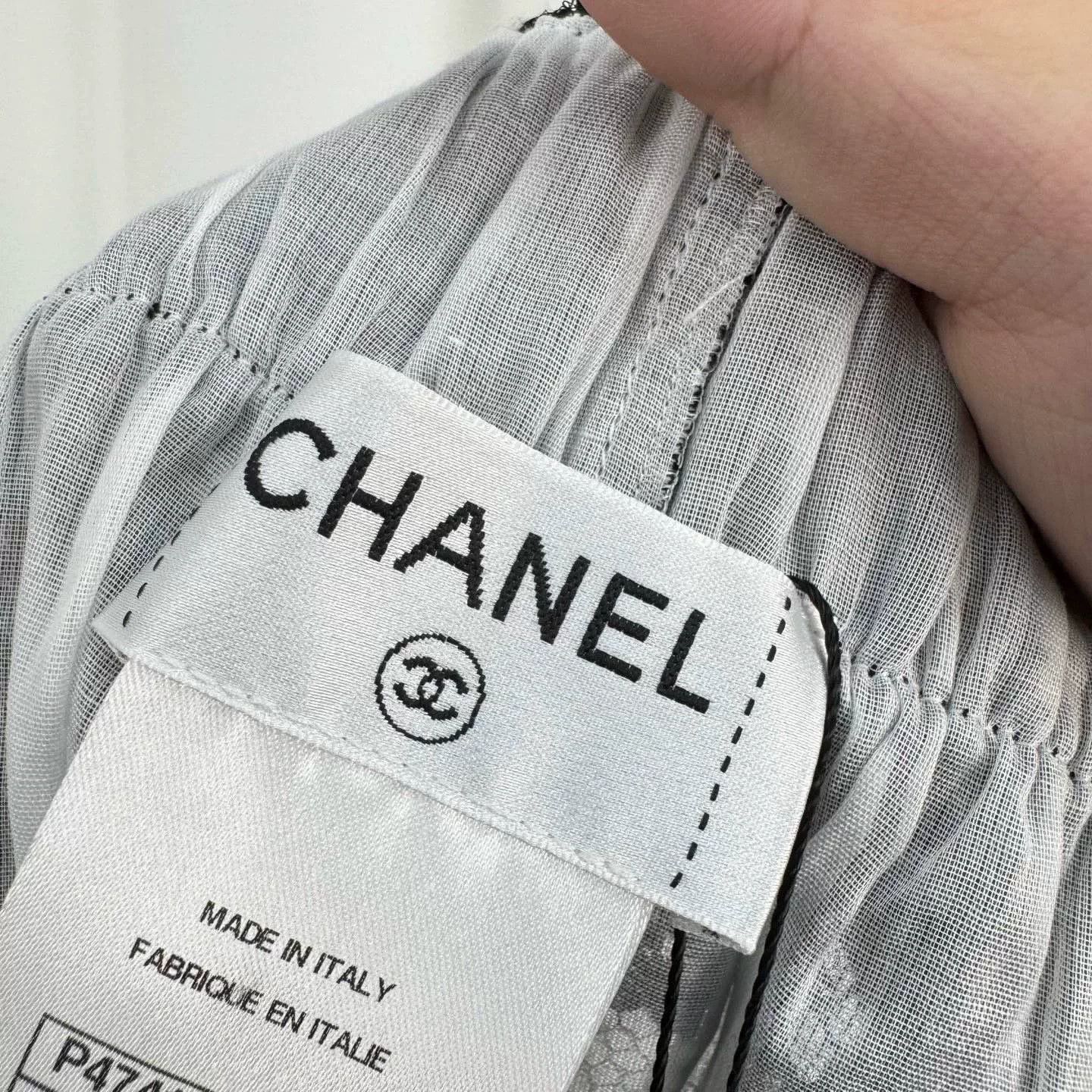 Chanel Chanel Black Lace Logo Shorts Size 34" / US 12 / IT 48 - 8 Thumbnail