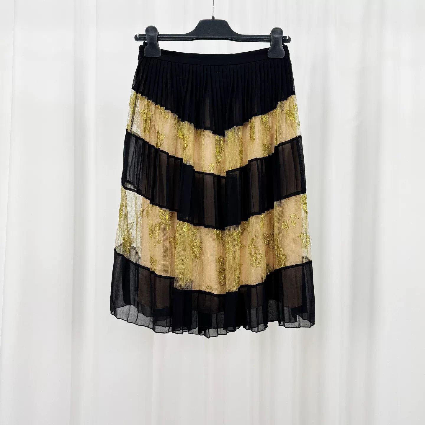 Gucci Gucci Double-Layer Color-Block Striped Tulle Skirt Size 40" / US 18 - 2 Thumbnail
