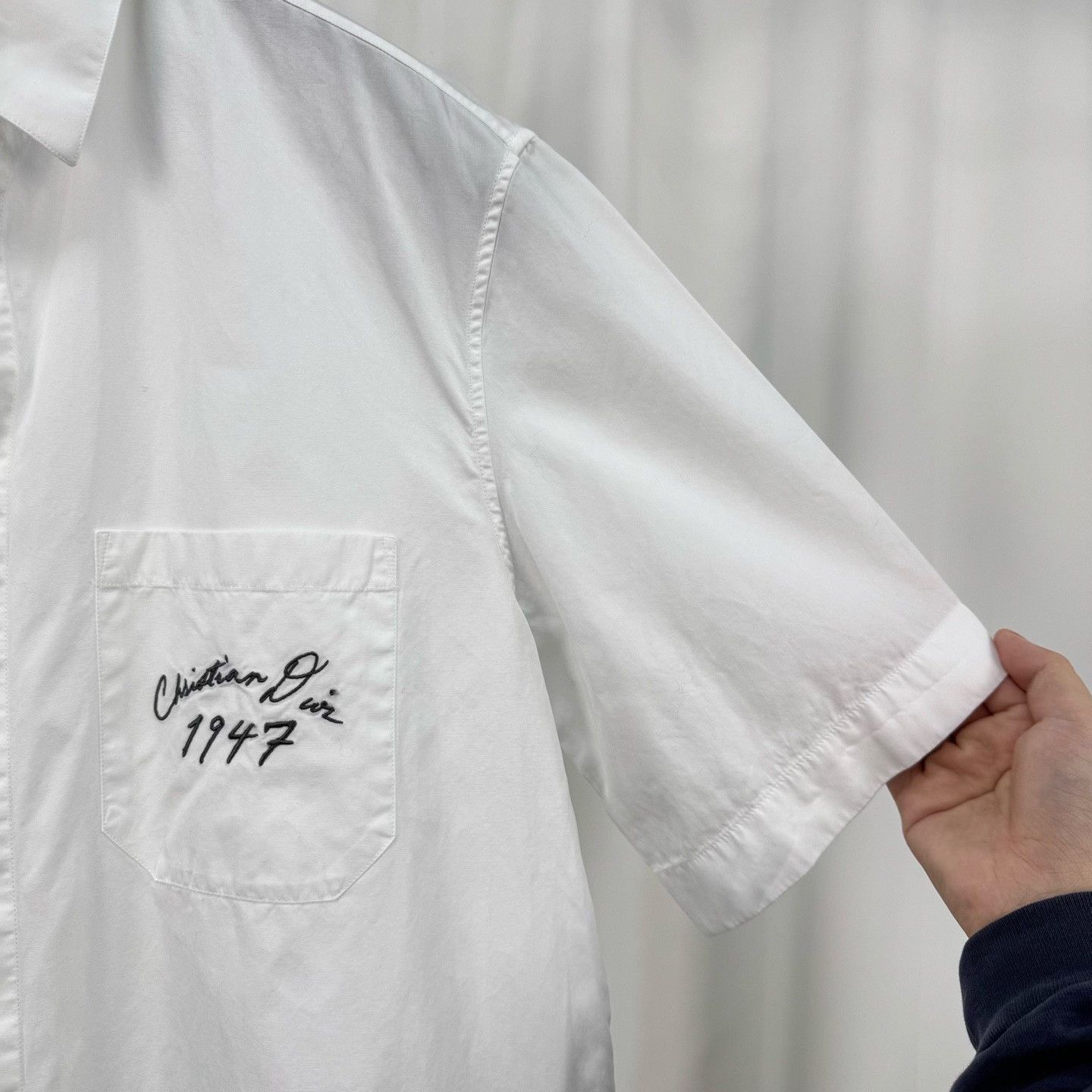 Dior Dior Embroidered Script Logo Short-Sleeve Shirt Size S / US 4 / IT 40 - 4 Thumbnail