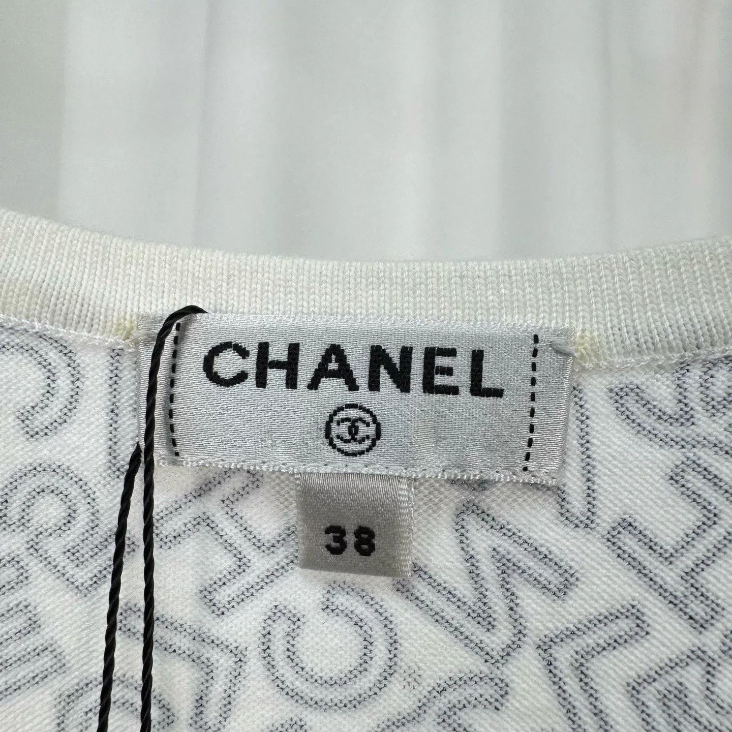 Chanel Chanel Full-Print Letter Sequin Vest Size S / US 4 / IT 40 - 5 Thumbnail