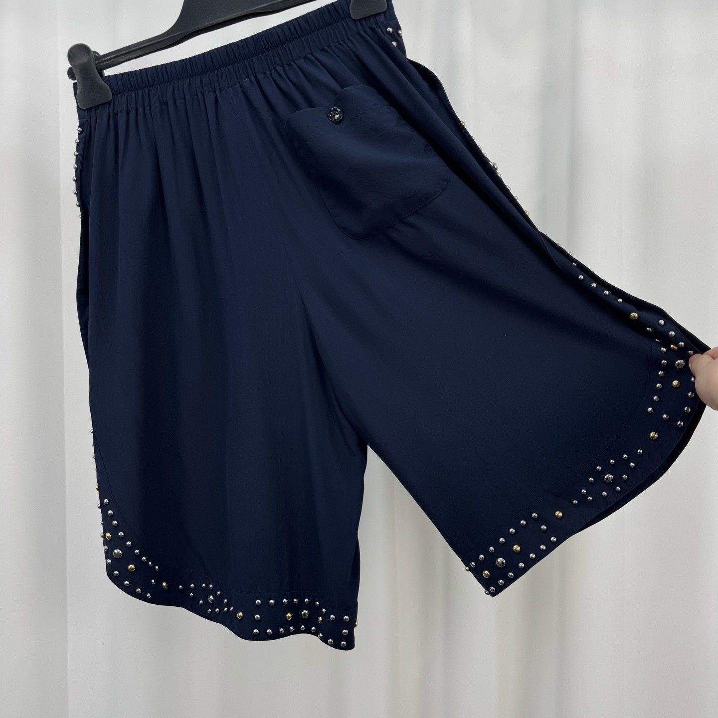 Louis Vuitton Louis Vuitton 23FW Rivet Silk Shorts Size 36" / US 14 / IT 50 - 5 Thumbnail