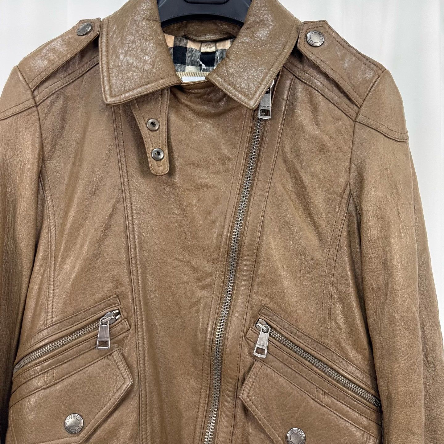 Burberry Burberry Quilted Check Lining Sheepskin Jacket Size XS / US 0-2 / IT 36-38 - 3 Thumbnail