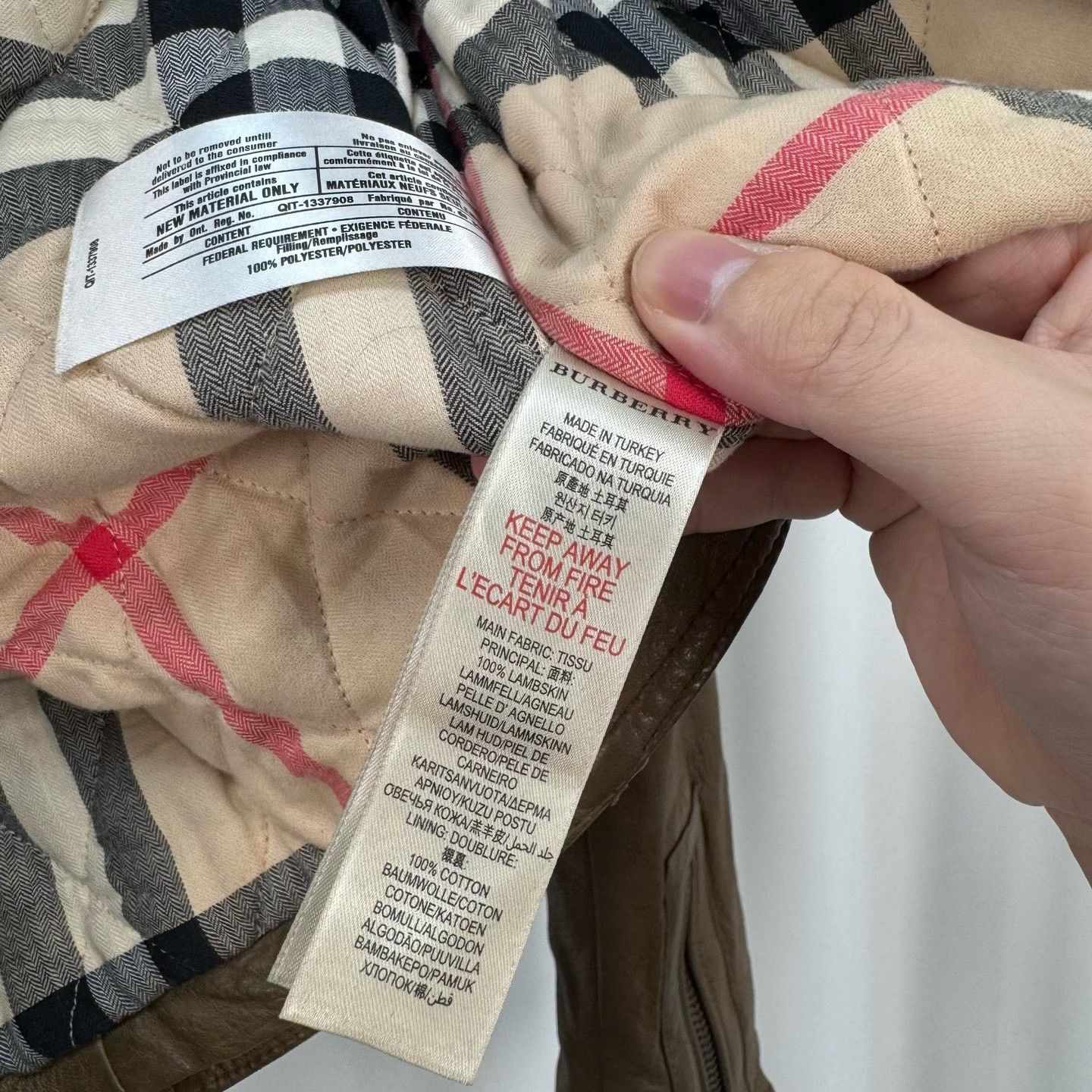Burberry Burberry Quilted Check Lining Sheepskin Jacket Size XS / US 0-2 / IT 36-38 - 7 Thumbnail