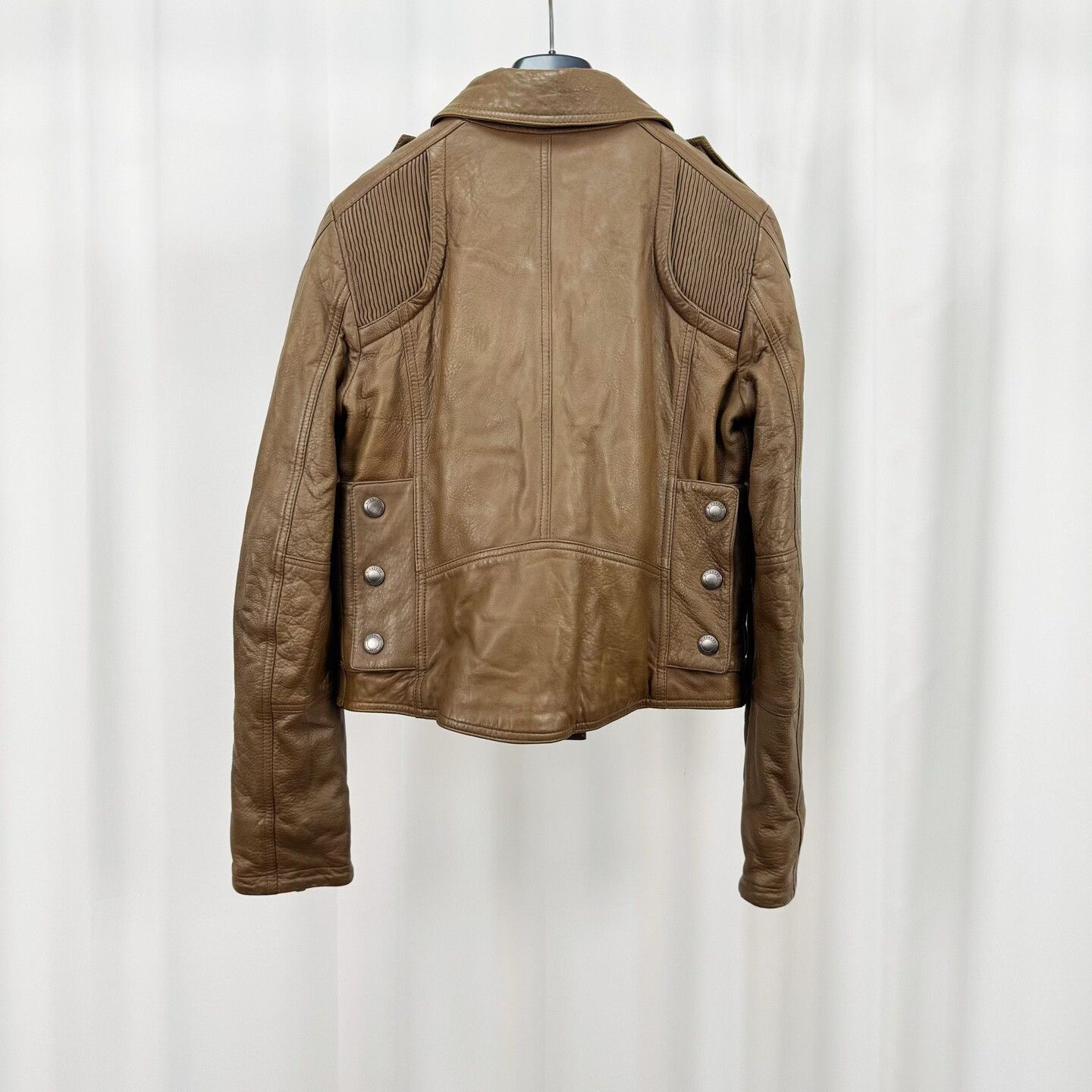 Burberry Burberry Quilted Check Lining Sheepskin Jacket Size XS / US 0-2 / IT 36-38 - 2 Thumbnail