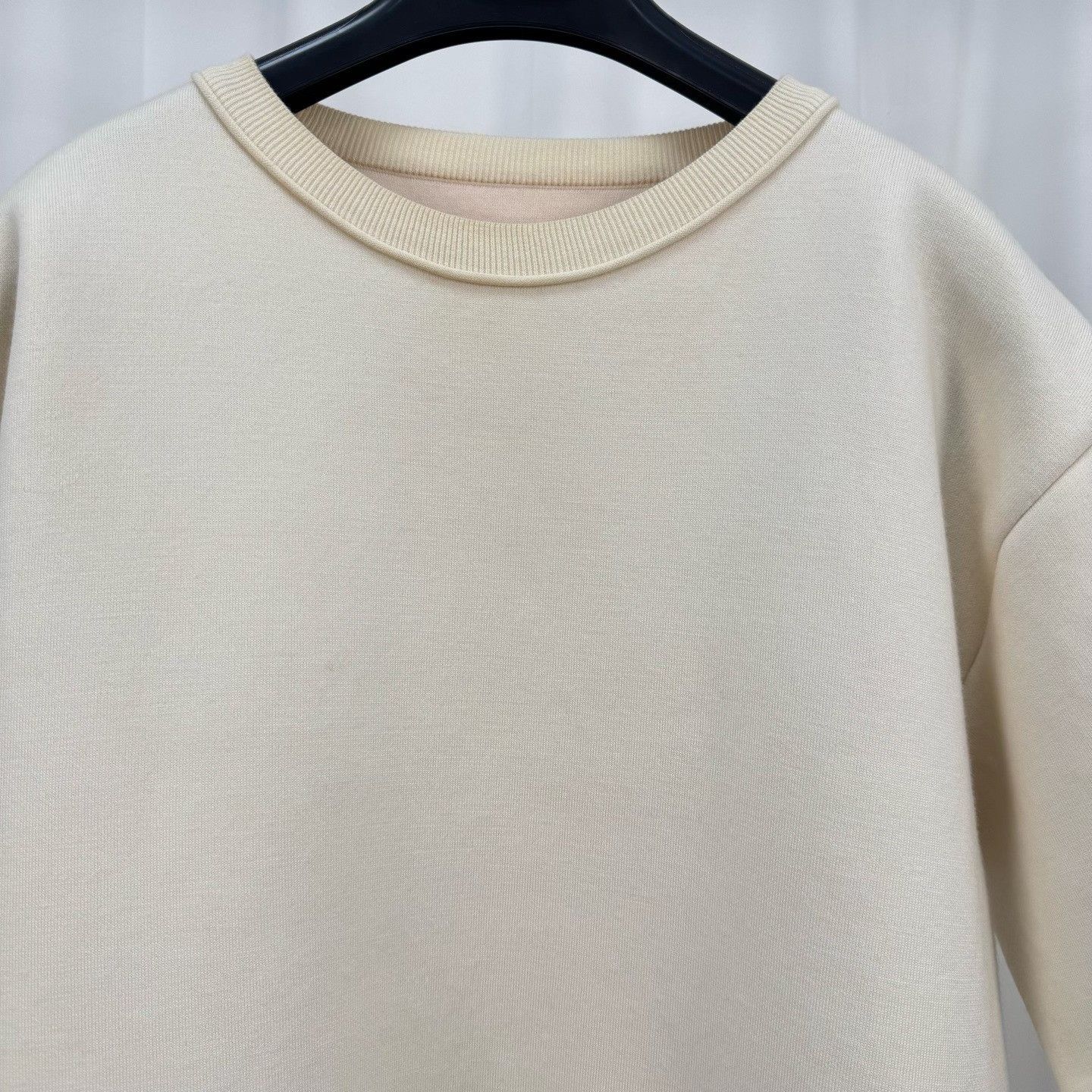 Louis Vuitton Louis Vuitton Monogram Embossed Wool Tee Size M / US 6-8 / IT 42-44 - 3 Thumbnail