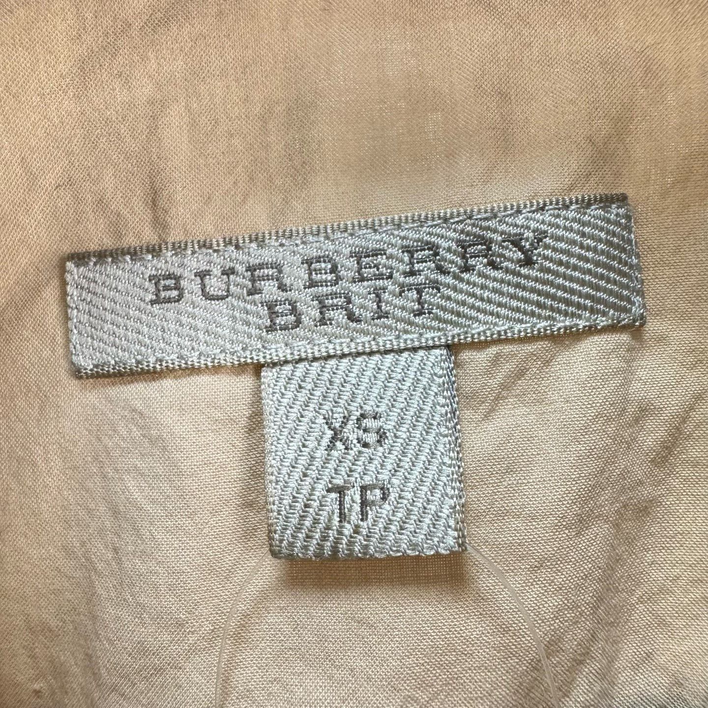 Burberry Burberry Classic Check Puff Sleeve Shirt Size XS / US 0-2 / IT 36-38 - 5 Thumbnail
