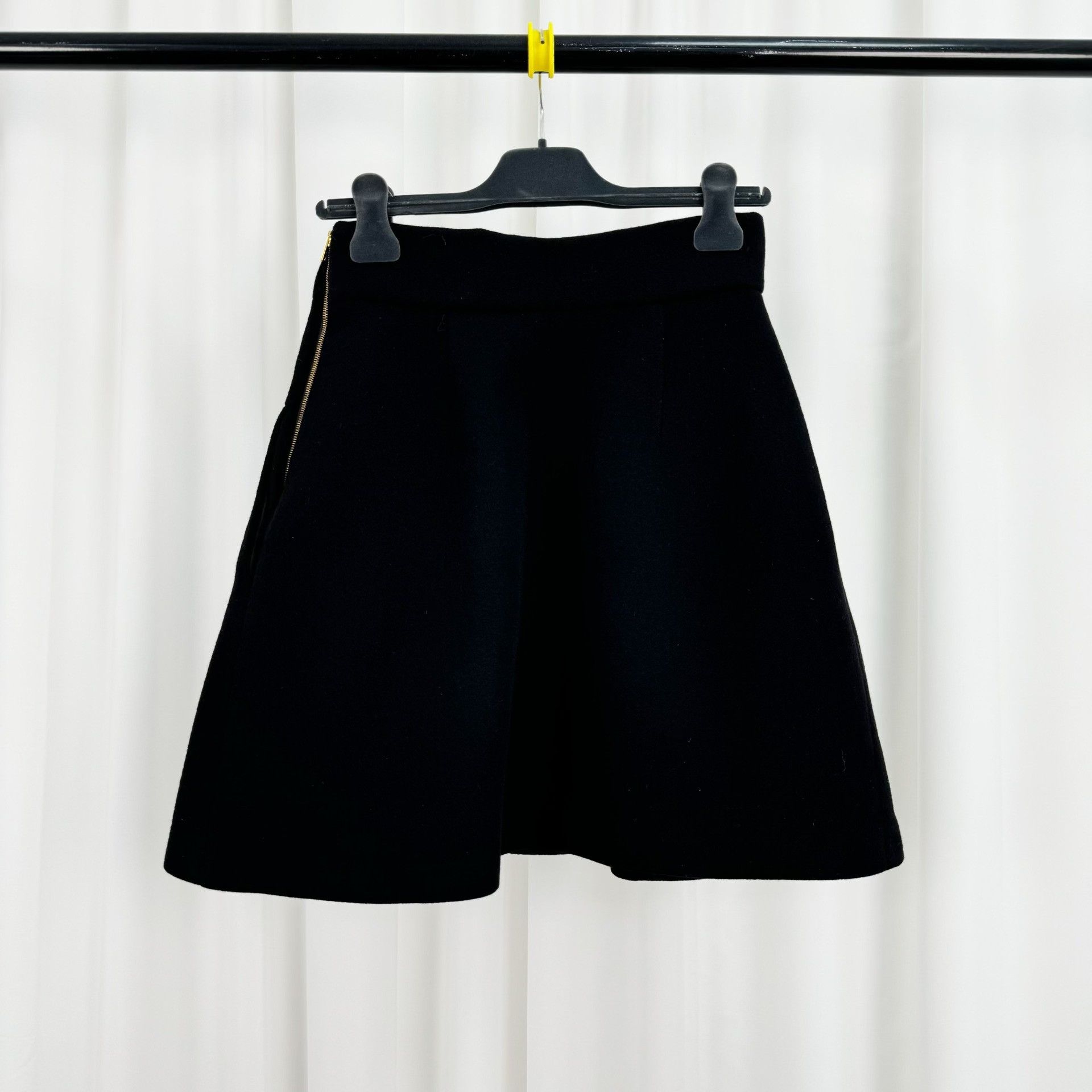 Miu Miu Miu Miu Black Wool Zip Skirt Size 40" / US 18 - 2 Thumbnail