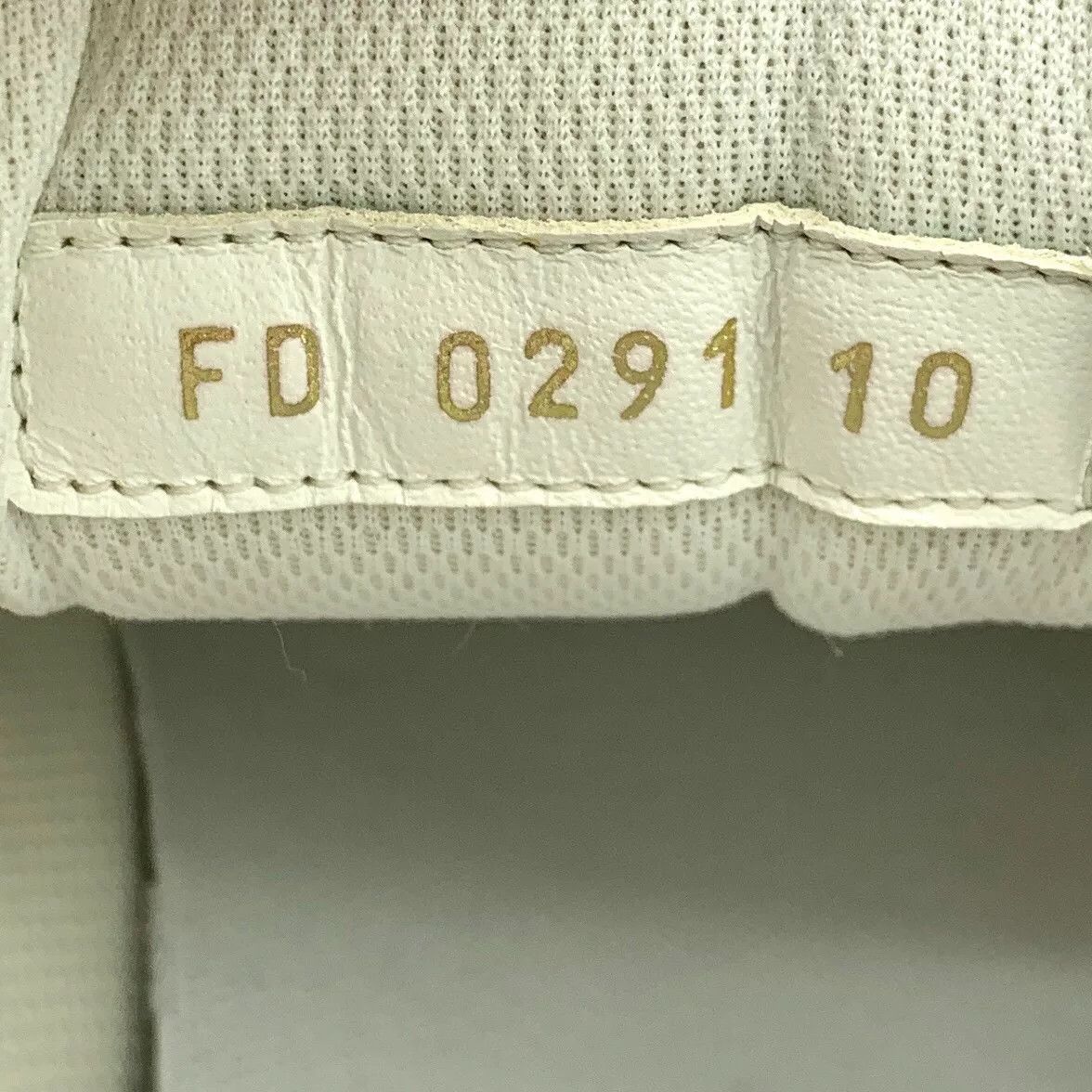Louis Vuitton Louis Vuitton Monogram Denim Trainers US 11 Size US 11 / EU 44 - 7 Thumbnail