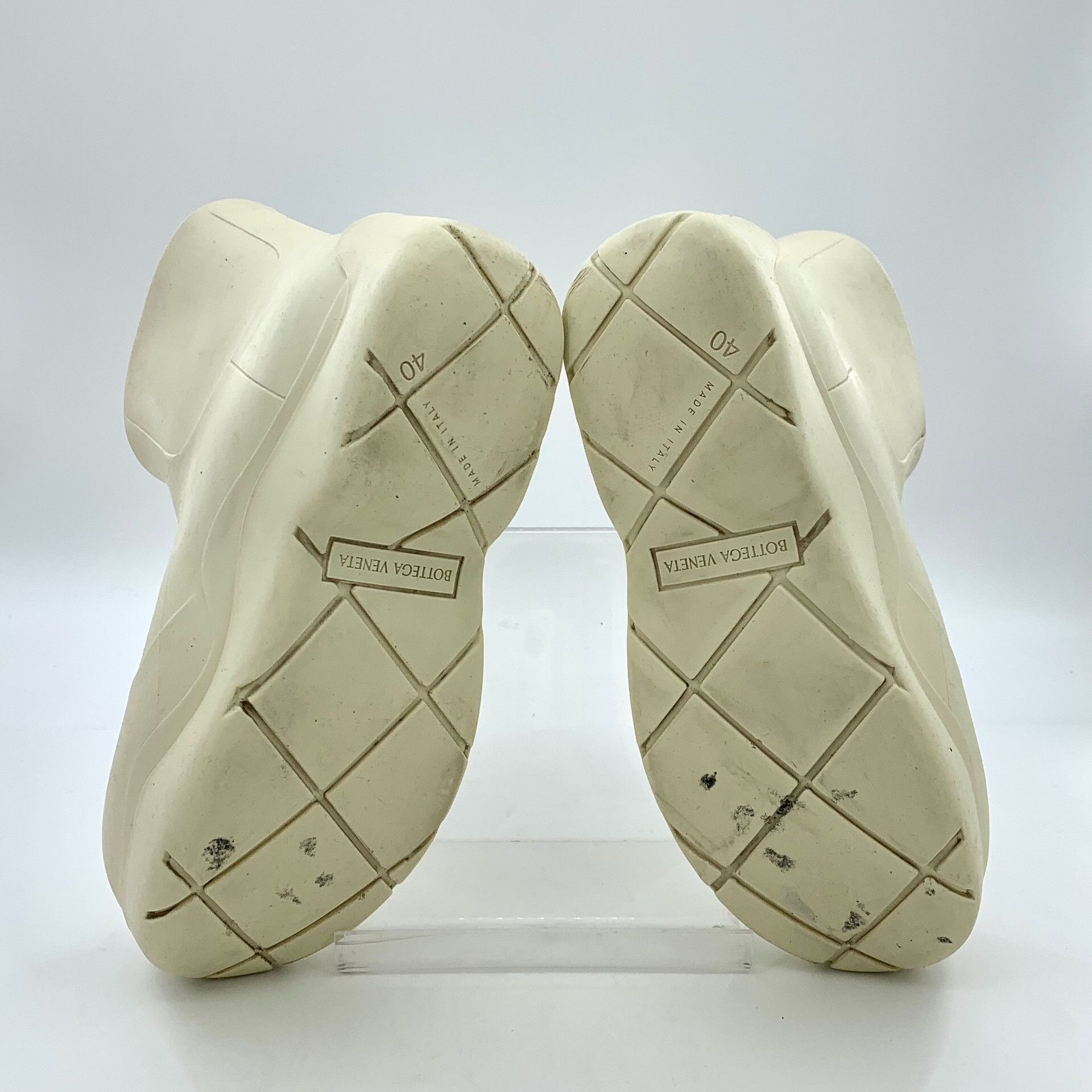 Bottega Veneta Bottega Veneta Beige Puddle Boots EU 40 Size US 7 / EU 40 - 6 Thumbnail