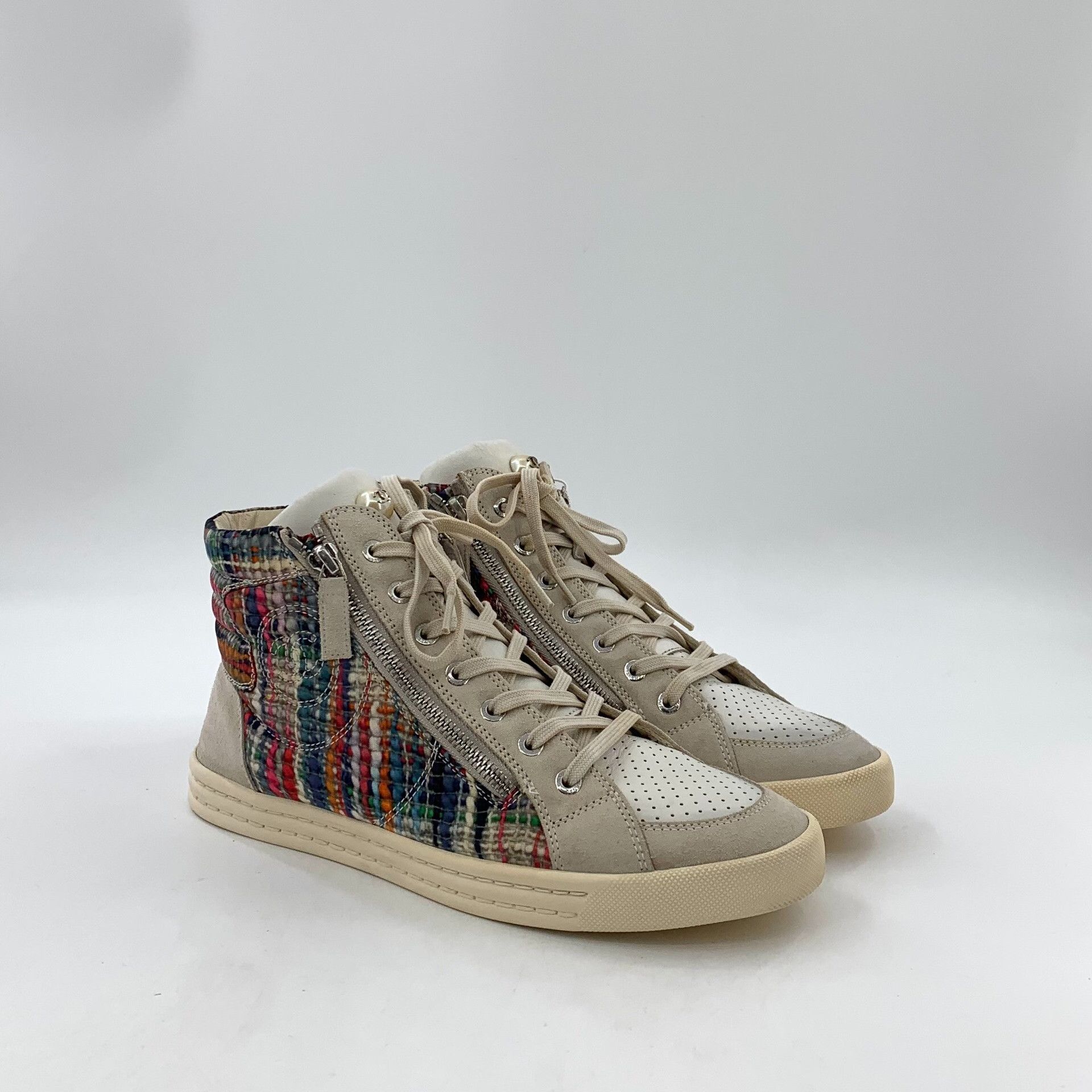 Chanel Chanel Multicolor Tweed High Top Sneakers 39 Size US 9 / IT 39 - 3 Thumbnail