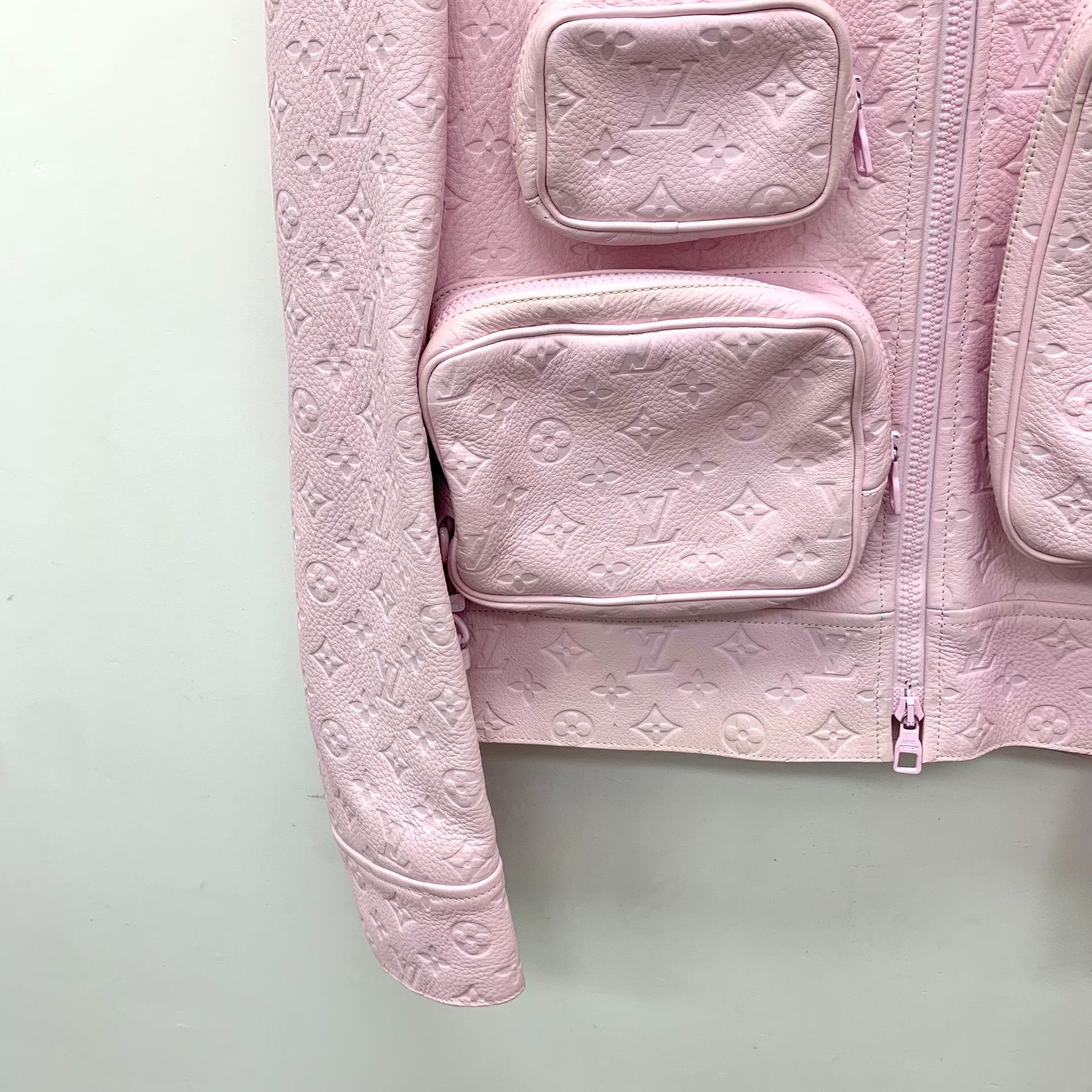 Louis Vuitton Louis Vuitton Monogram Embossed Leather Jacket 46 Size US S / EU 44-46 / 1 - 5 Thumbnail