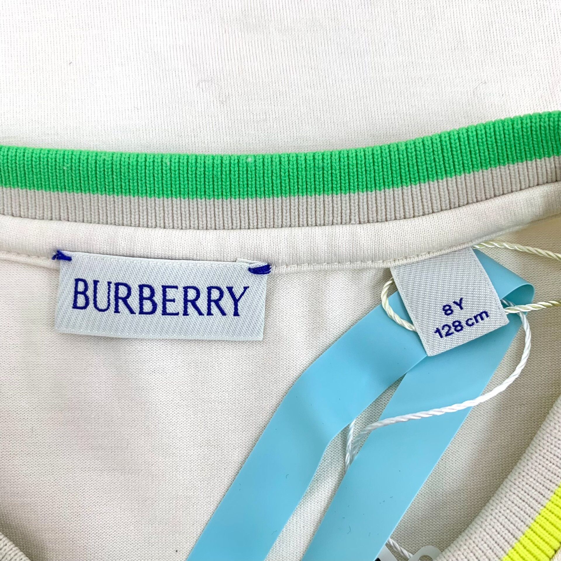 Burberry Burberry Neon EKD Pocket T-Shirt 8Y Size US XXS / EU 40 - 6 Thumbnail