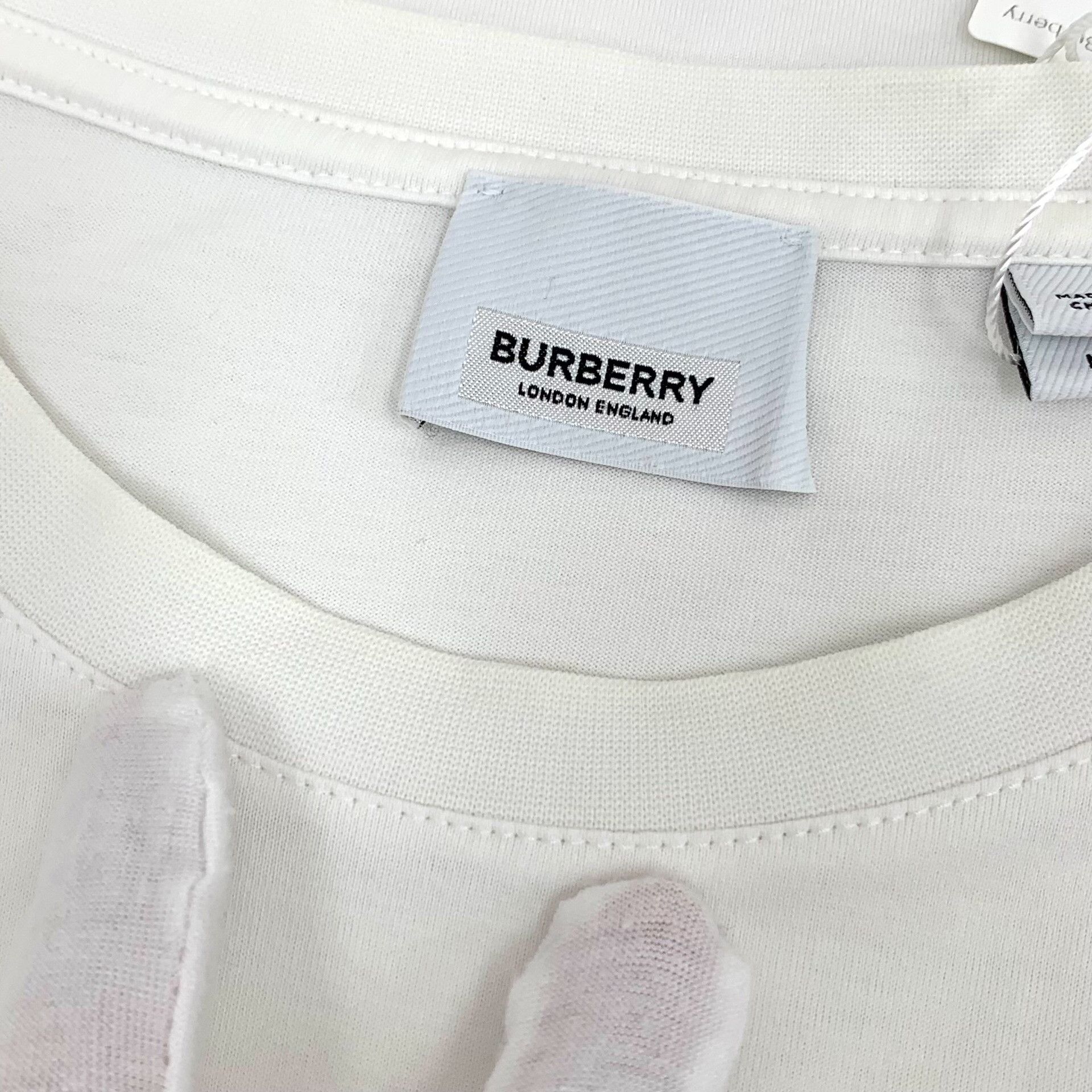 Burberry Burberry EKD Logo TB Embroidery T-Shirt M Size US M / EU 48-50 / 2 - 9 Thumbnail