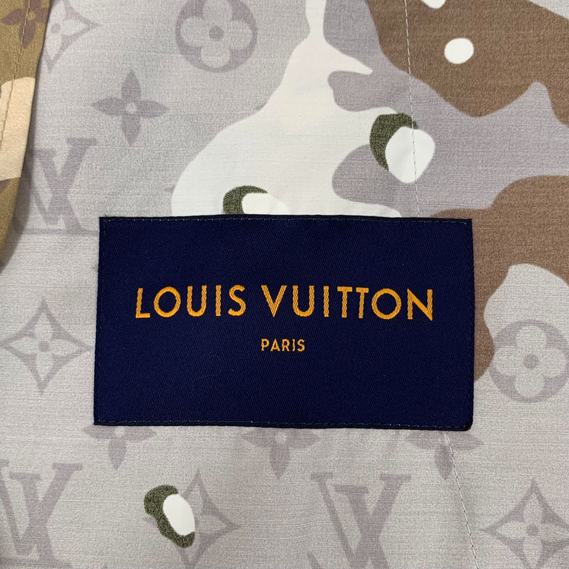 Louis Vuitton Louis Vuitton Camo Monogram Zip Jacket EU 46 Size US S / EU 44-46 / 1 - 6 Thumbnail