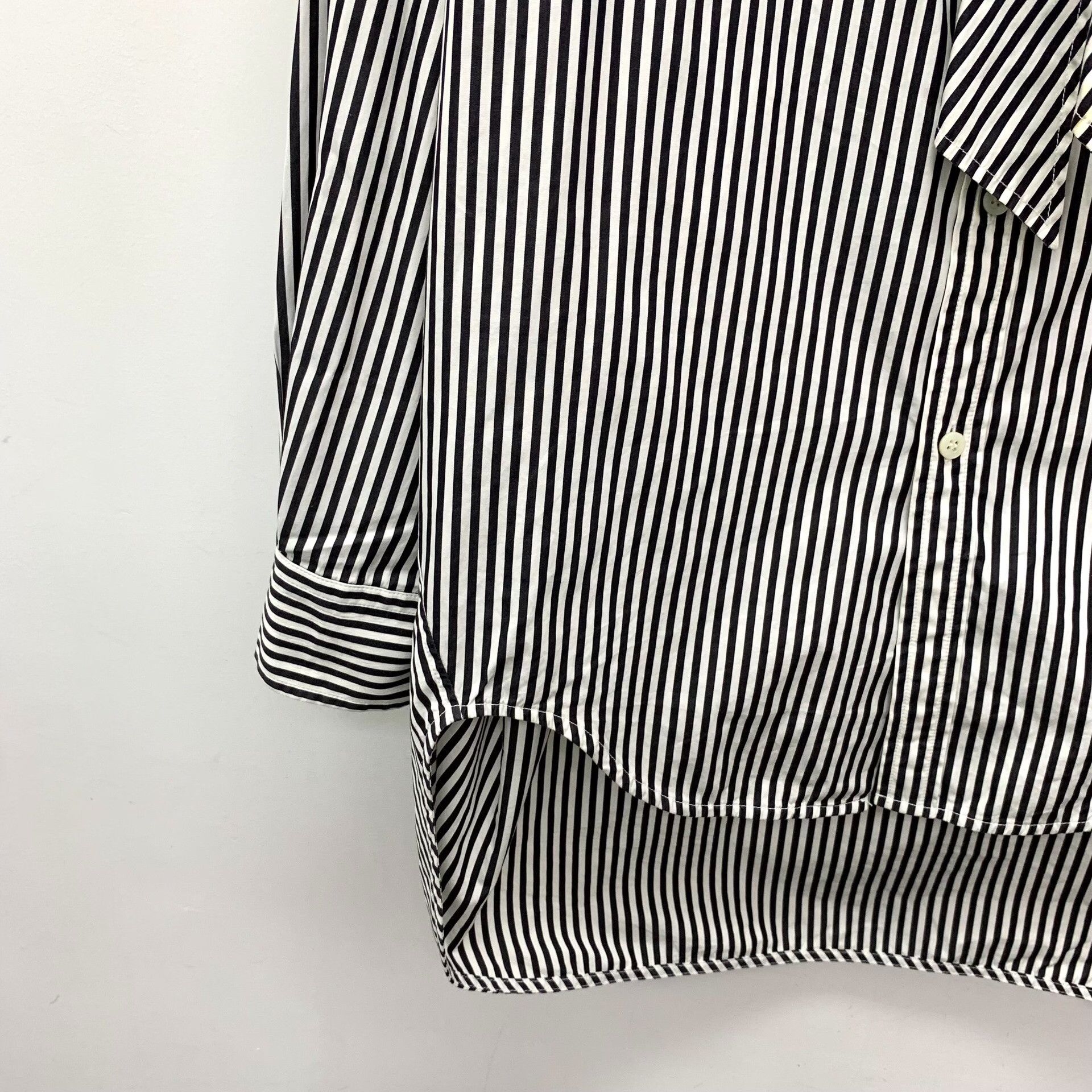 Balenciaga Balenciaga Striped Tie-Neck Logo Shirt 32 Size XXS / US 00 / IT 34 - 5 Thumbnail