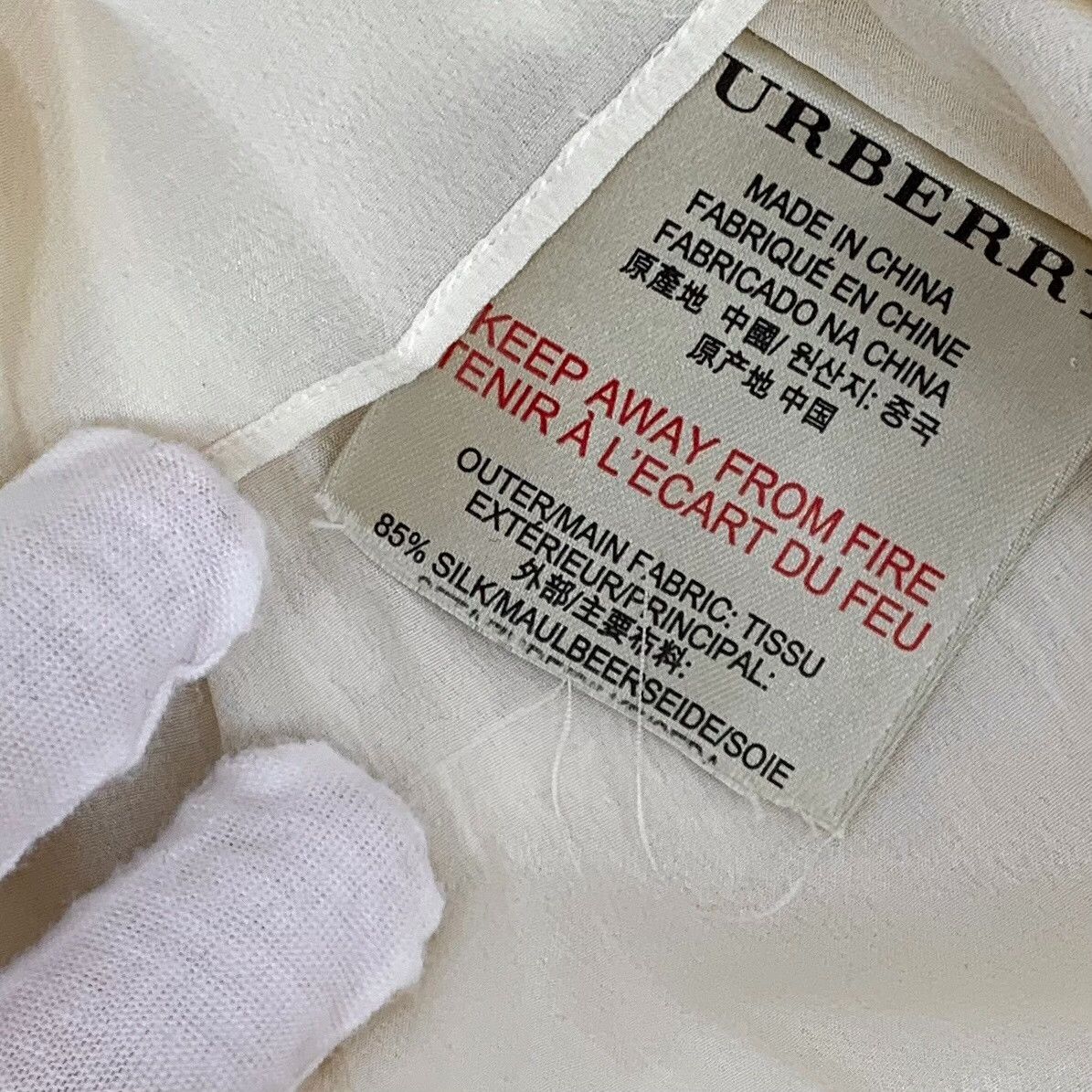 Burberry Burberry Polka Dot Silk Mini Dress US 6 Size M / US 6-8 / IT 42-44 - 8 Thumbnail