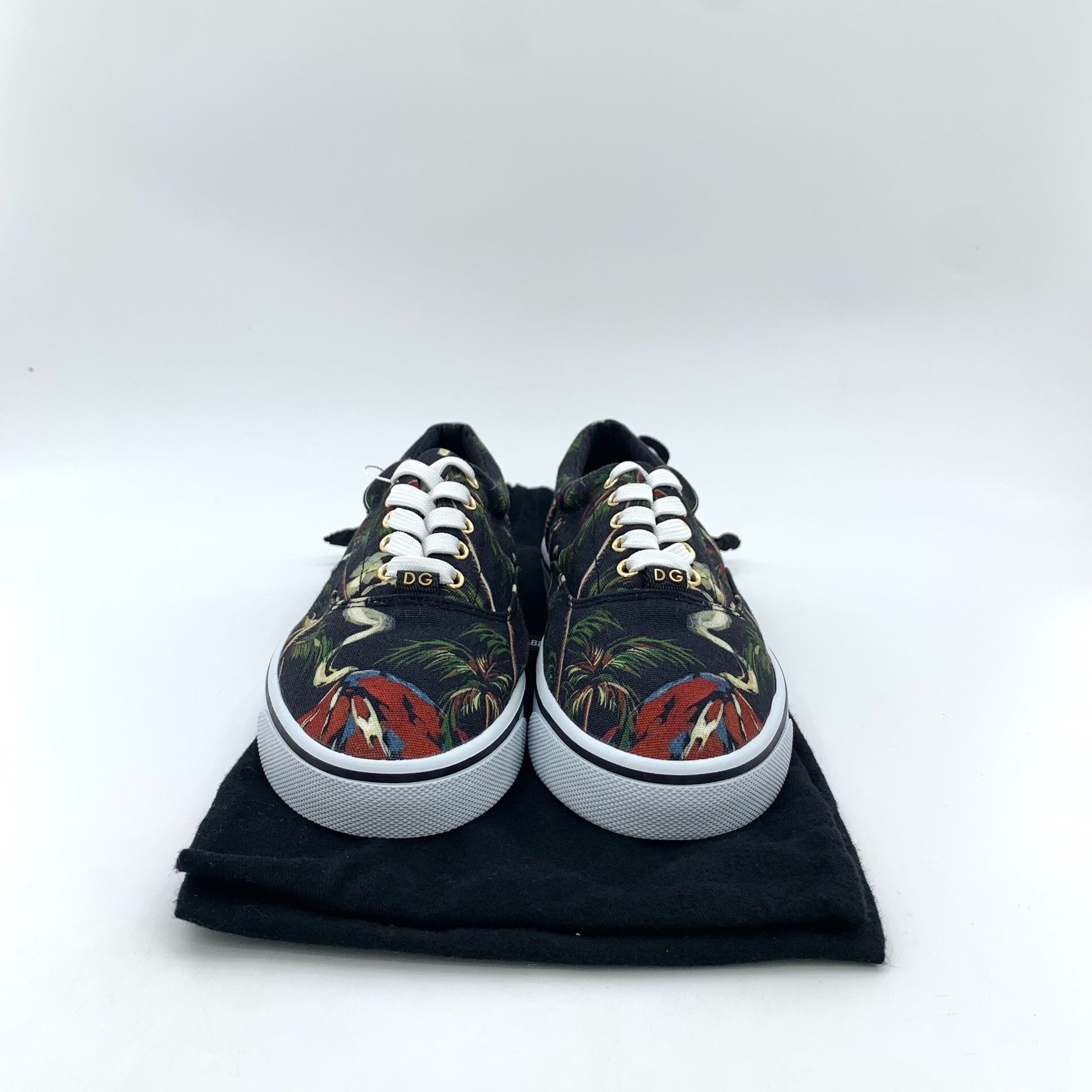Dolce & Gabbana Dolce & Gabbana Tropical Print Sneakers US 7 Size US 7 / EU 40 - 9 Thumbnail