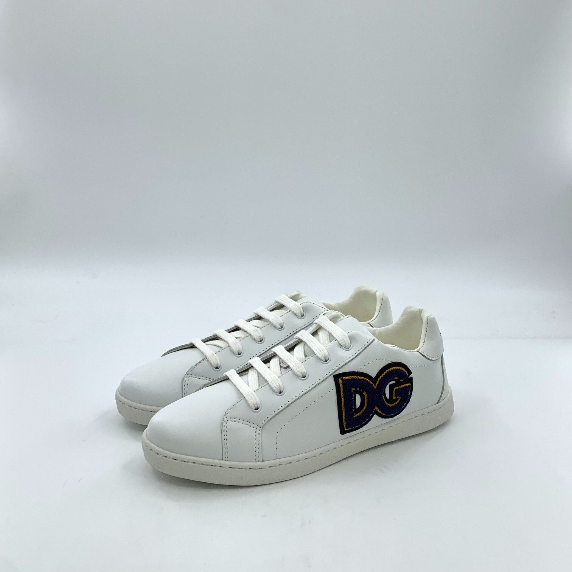 Dolce & Gabbana Dolce & Gabbana Logo Patch Low-Top Sneakers 37 Size US 7 / IT 37 - 2 Thumbnail