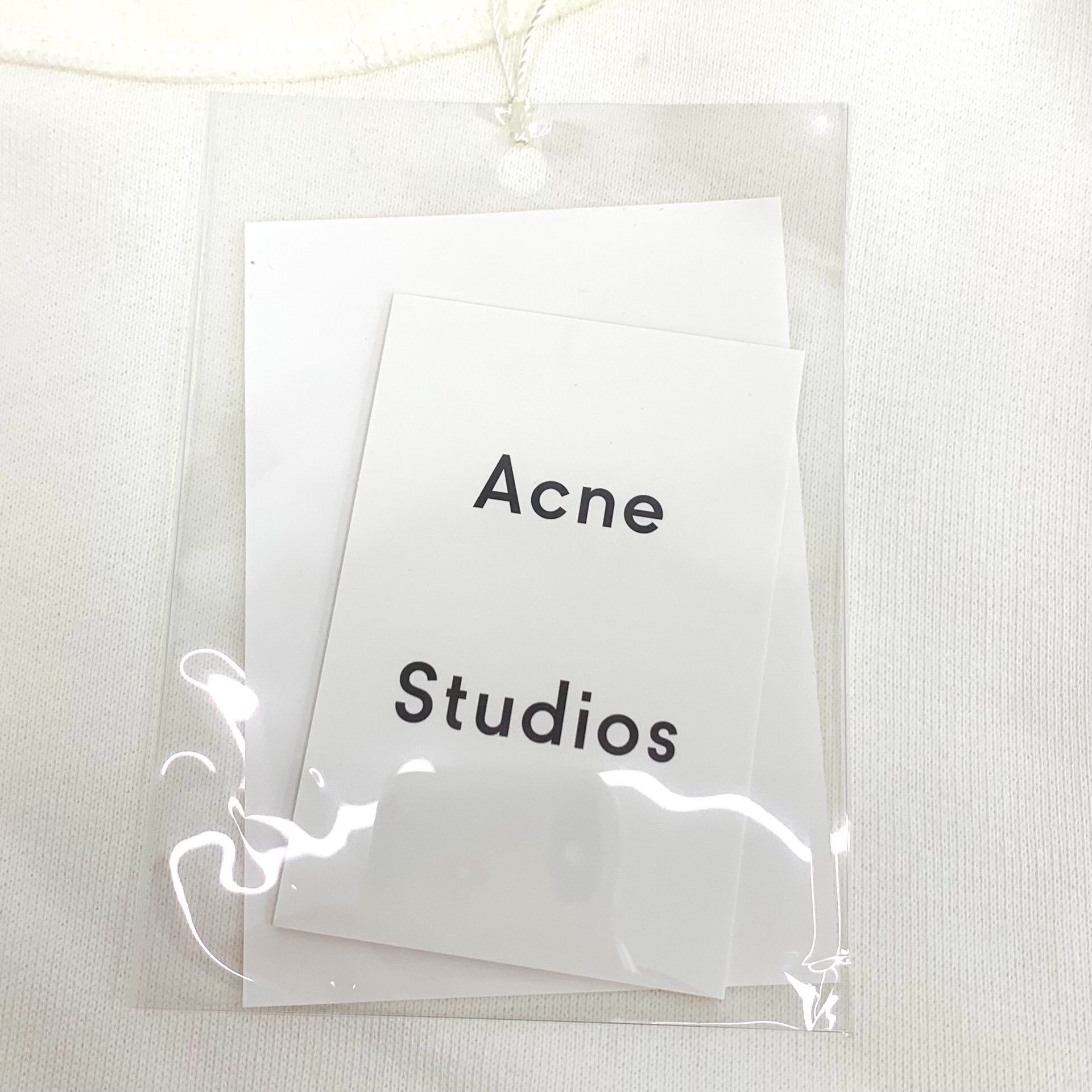 Acne Studios Acne Studios Cream Cotton Sweatshirt Size S Size US S / EU 44-46 / 1 - 7 Thumbnail