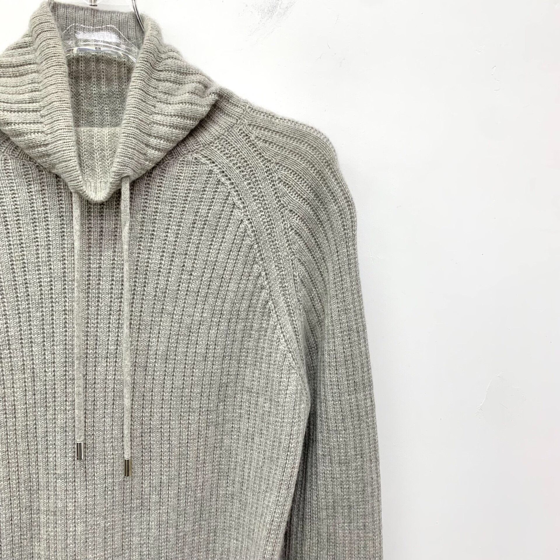 Loro Piana Loro Piana Gray Cashmere Belted Sweater IT 40 Size S / US 4 / IT 40 - 4 Thumbnail