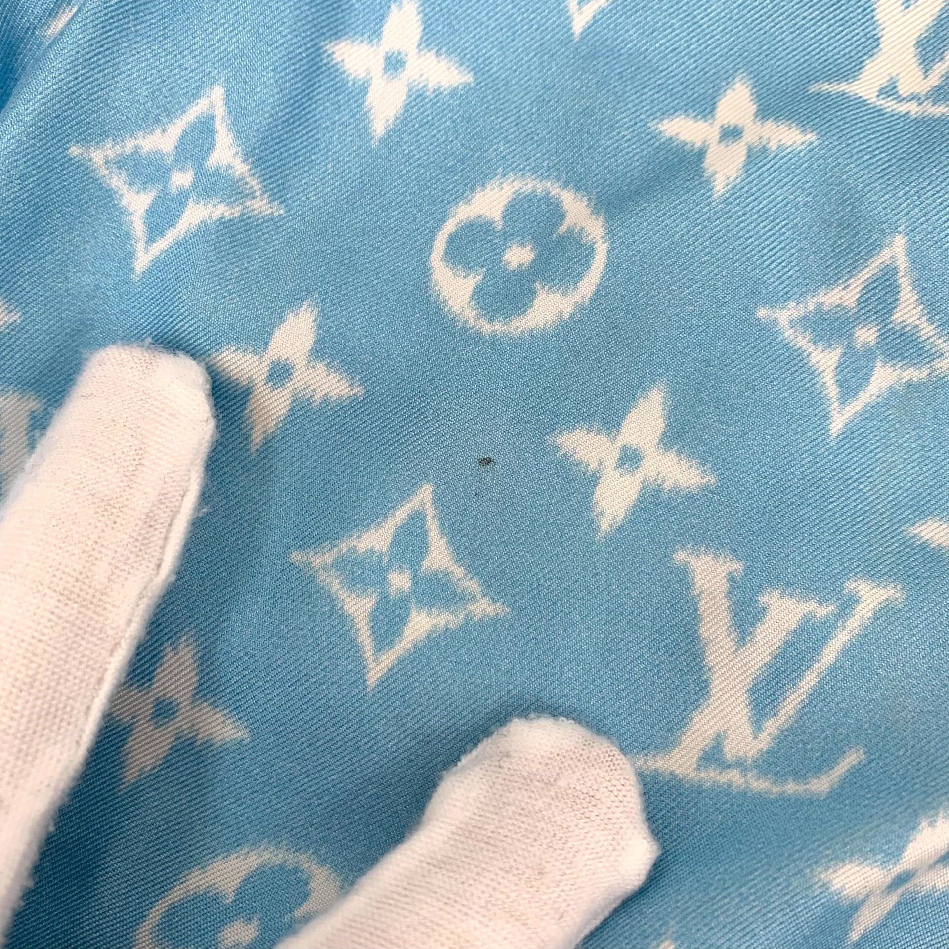 Louis Vuitton Louis Vuitton Monogram Silk Short Sleeve Shirt 36 Size XS / US 0-2 / IT 36-38 - 10 Thumbnail