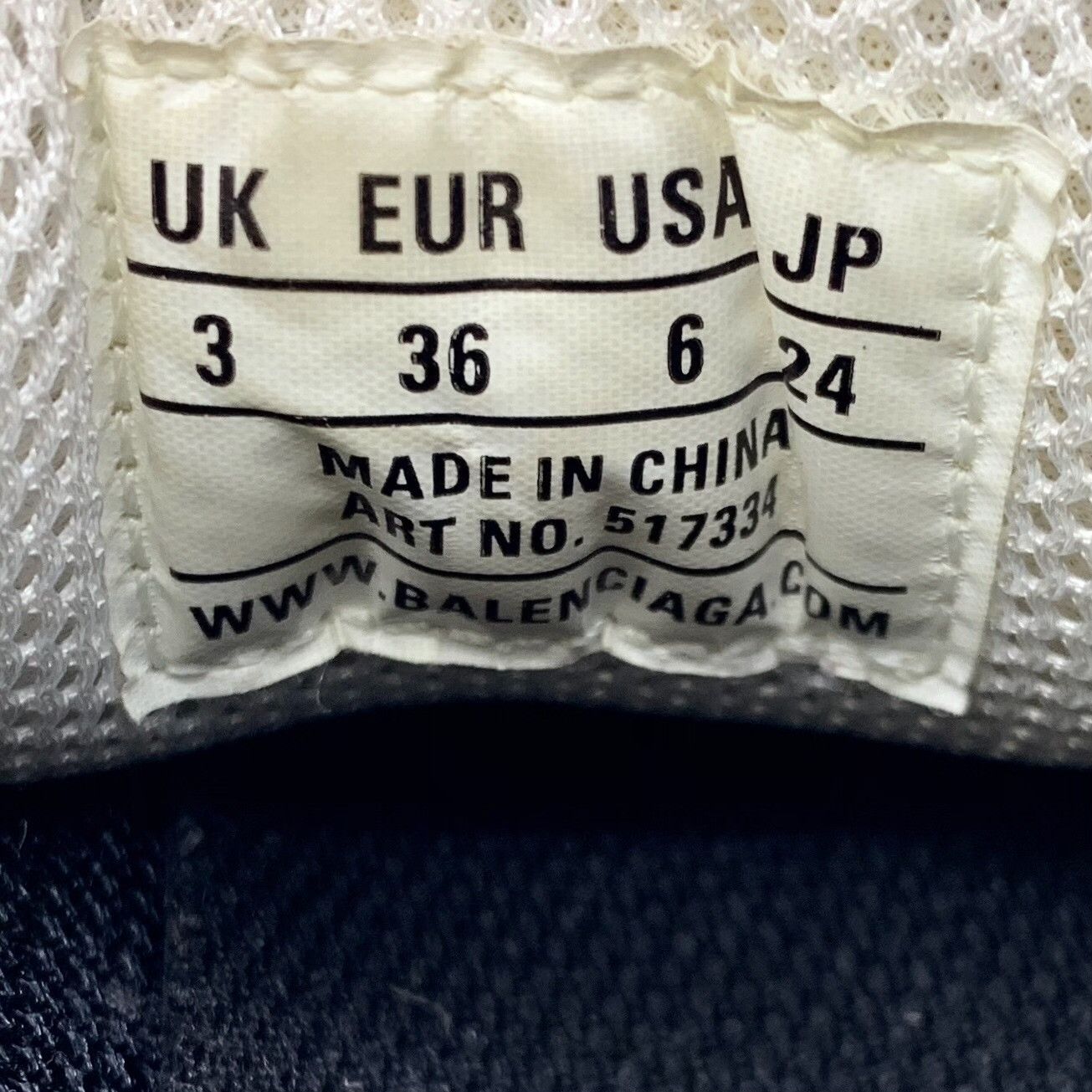 Balenciaga Balenciaga Pink Mesh Triple S Sneakers EU 36 Size US 6 / IT 36 - 7 Thumbnail